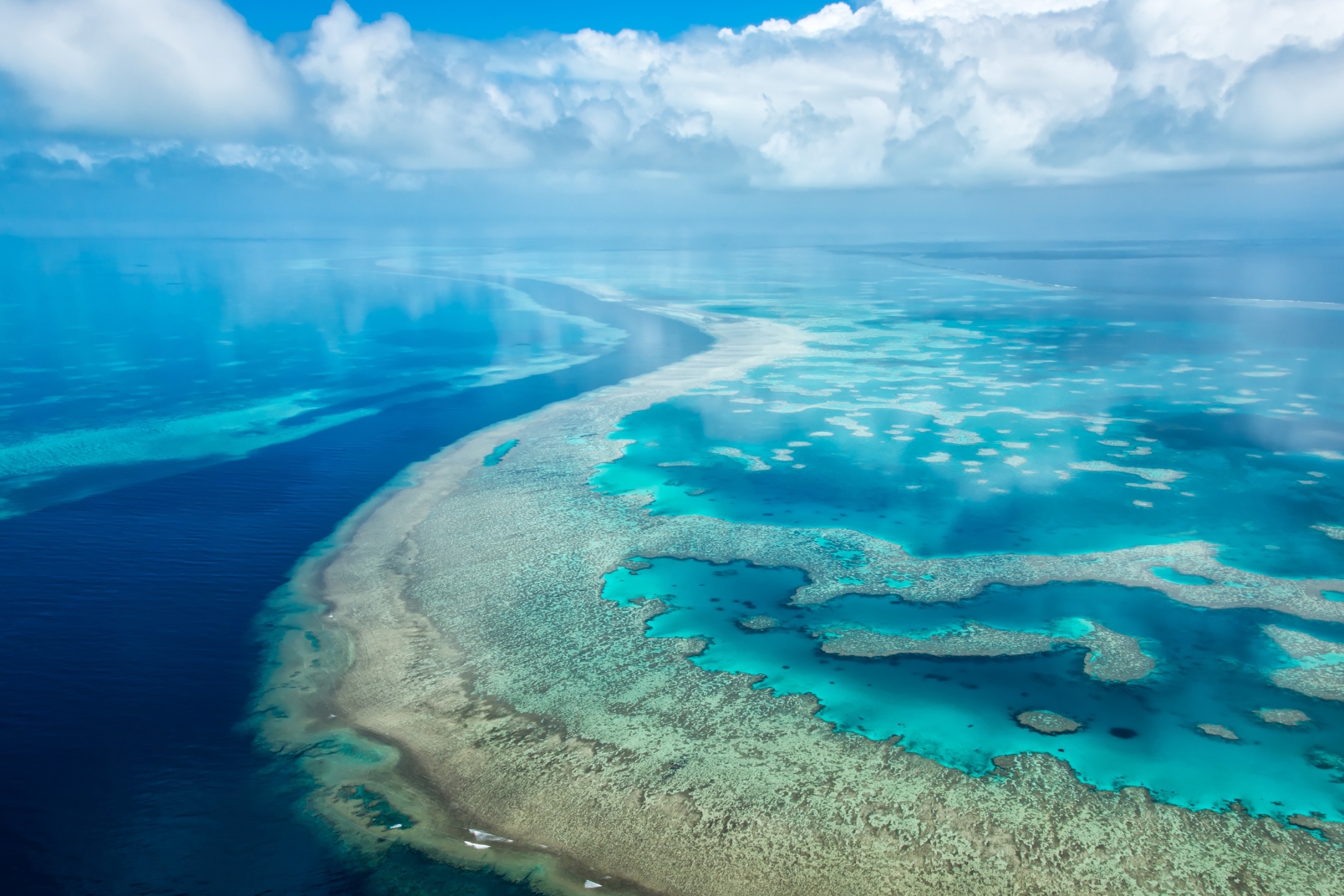 earth, great barrier reef, horizon, aerial, cloud, sea, ocean High Definition image