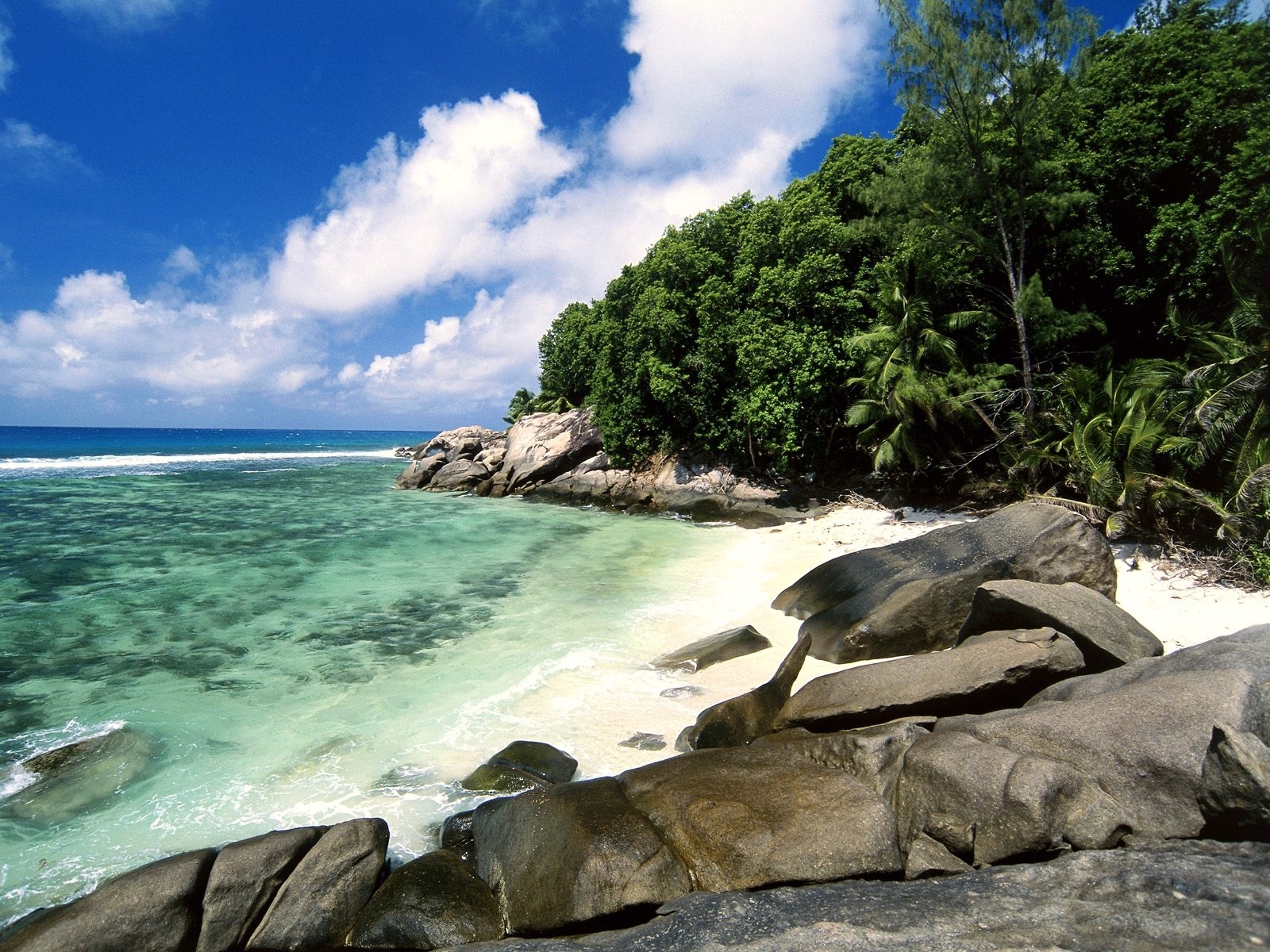 Free download wallpaper Water, Stones, Sea, Landscape, Beach on your PC desktop