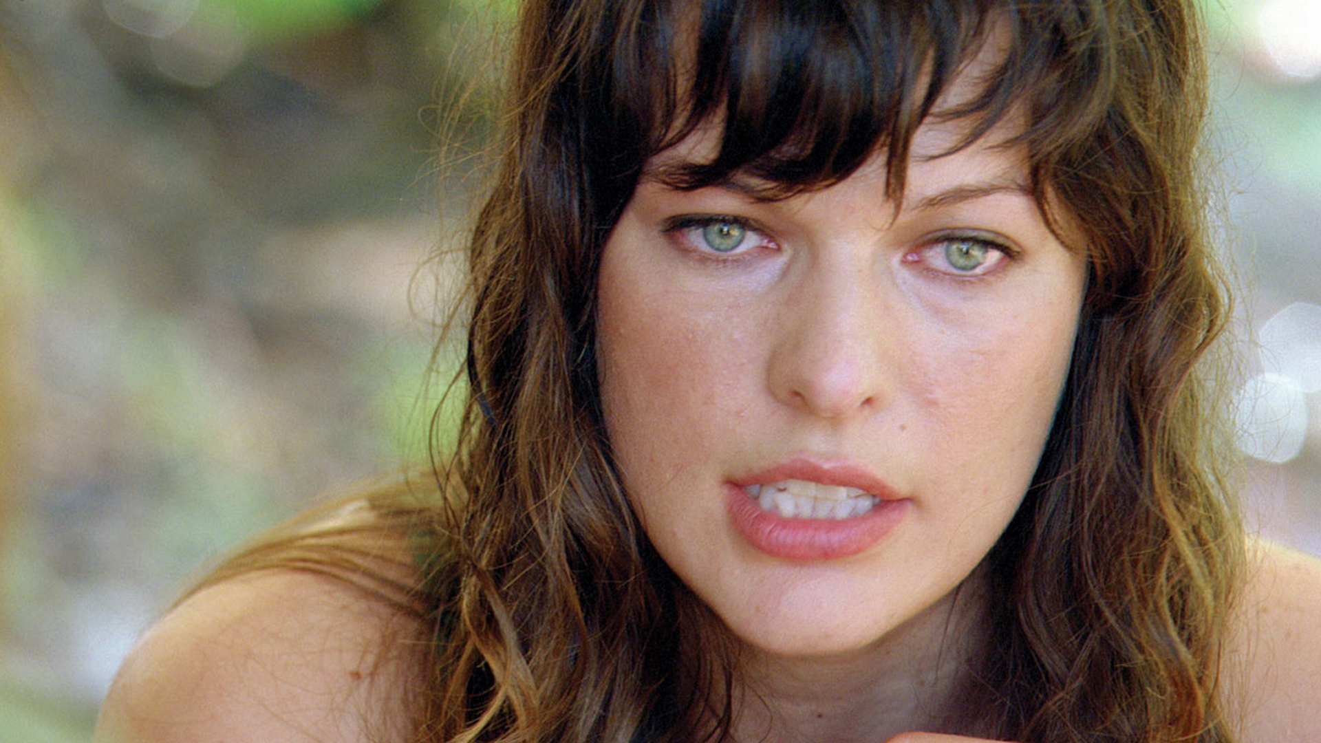Download mobile wallpaper A Perfect Getaway, Milla Jovovich, Movie for free.