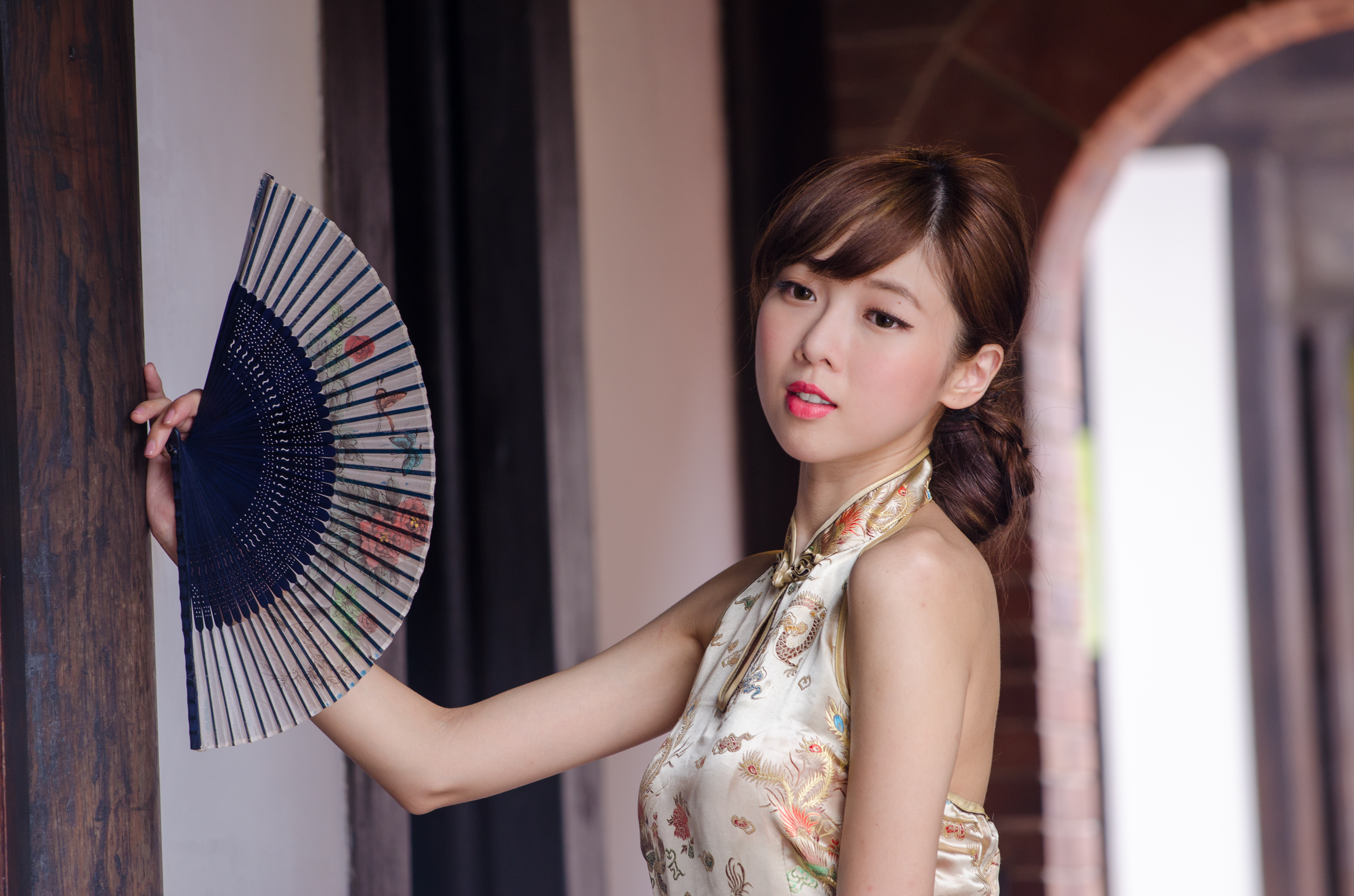 women, chén qiáoqiáo, asian, fan, model, taiwanese download HD wallpaper