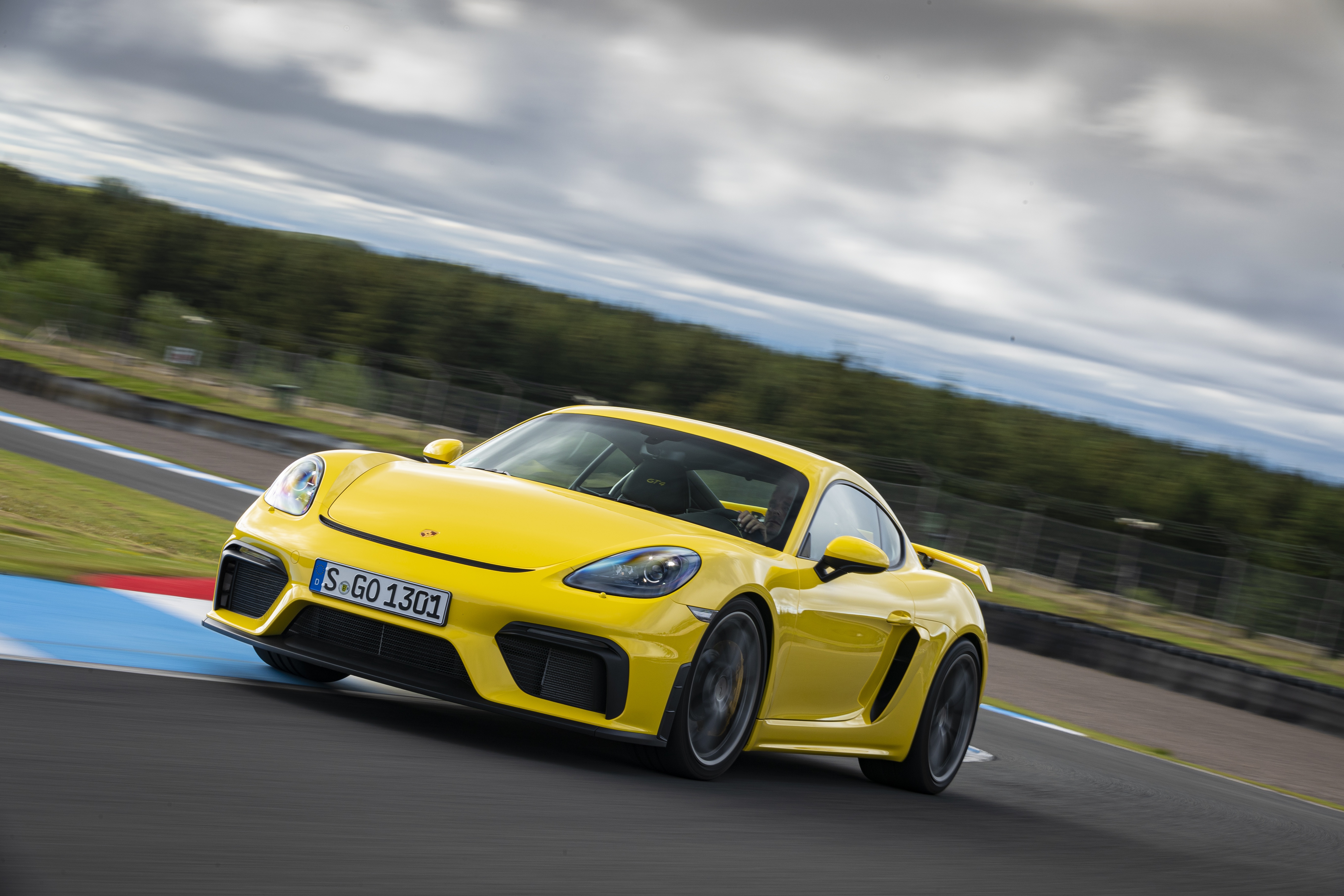 Порше кайман. Porsche Cayman gt4 2021. Porsche 718 Cayman. Porsche Cayman gt4 2020. Porsche 718 gt4.