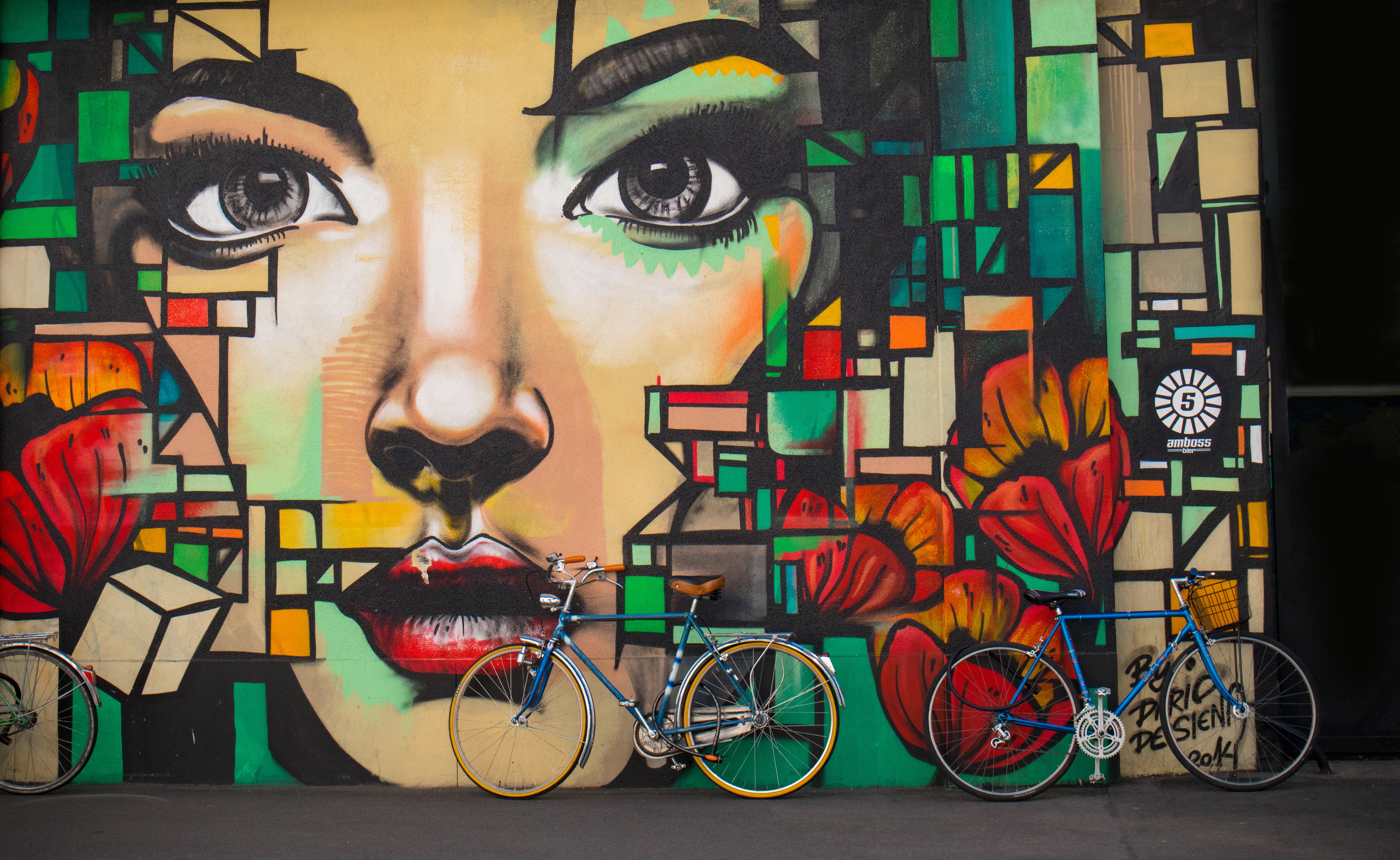 graffiti, bicycles, art, wall, face