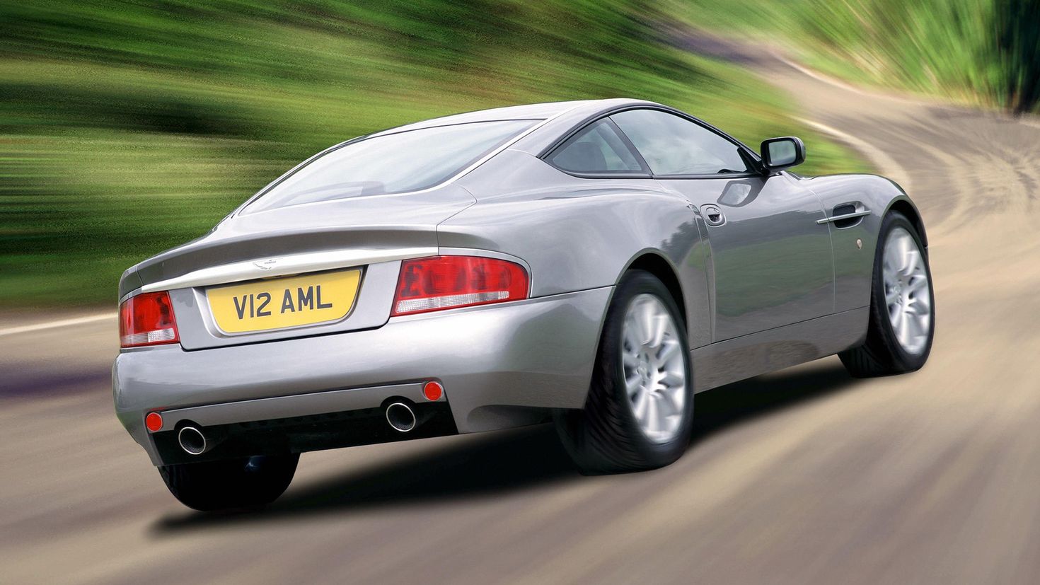 Aston Martin v12 Vanquish 2001