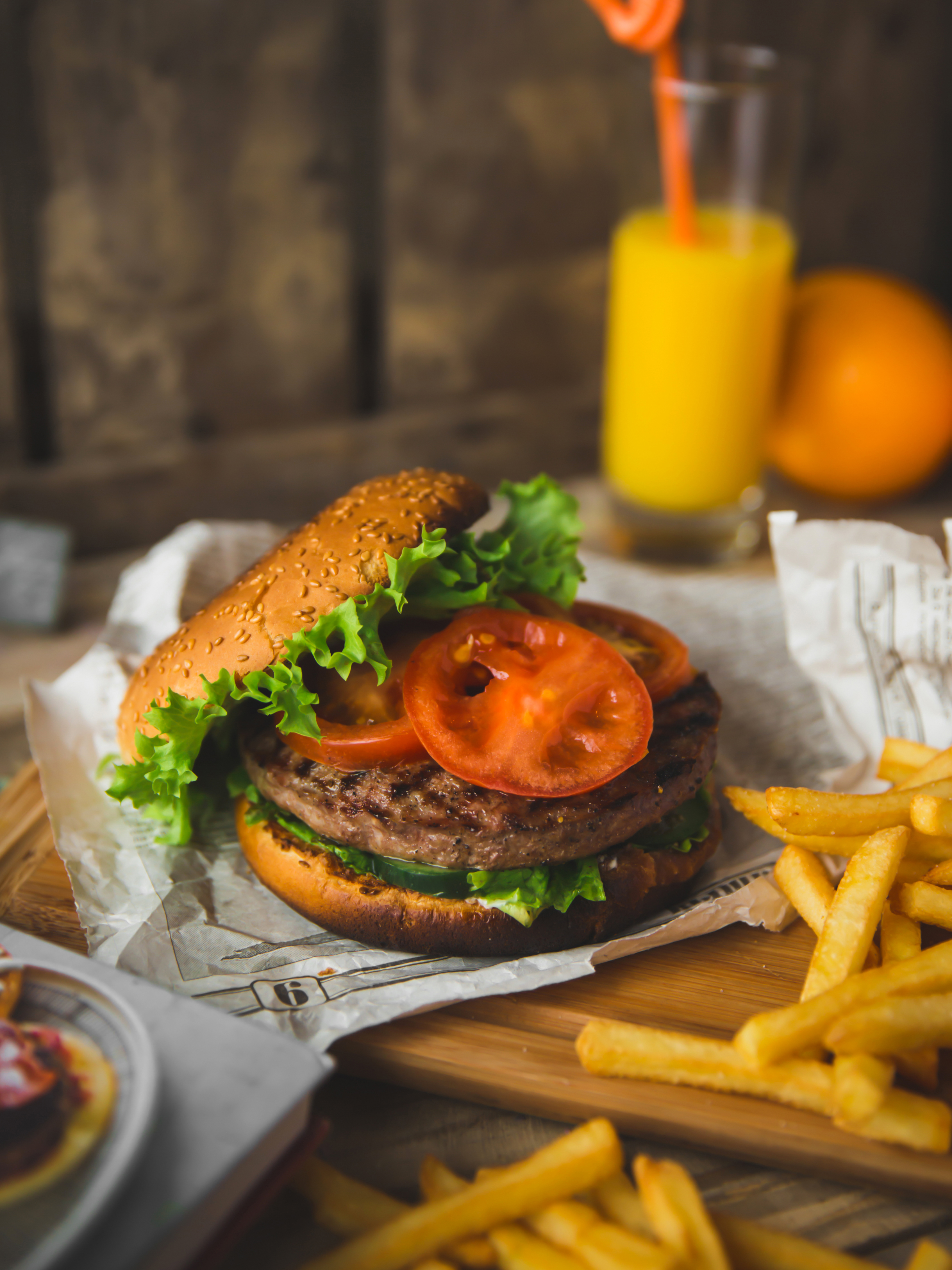 Download mobile wallpaper Cutlet, Juicy, Food, Meat, Vegetables, Burger for free.