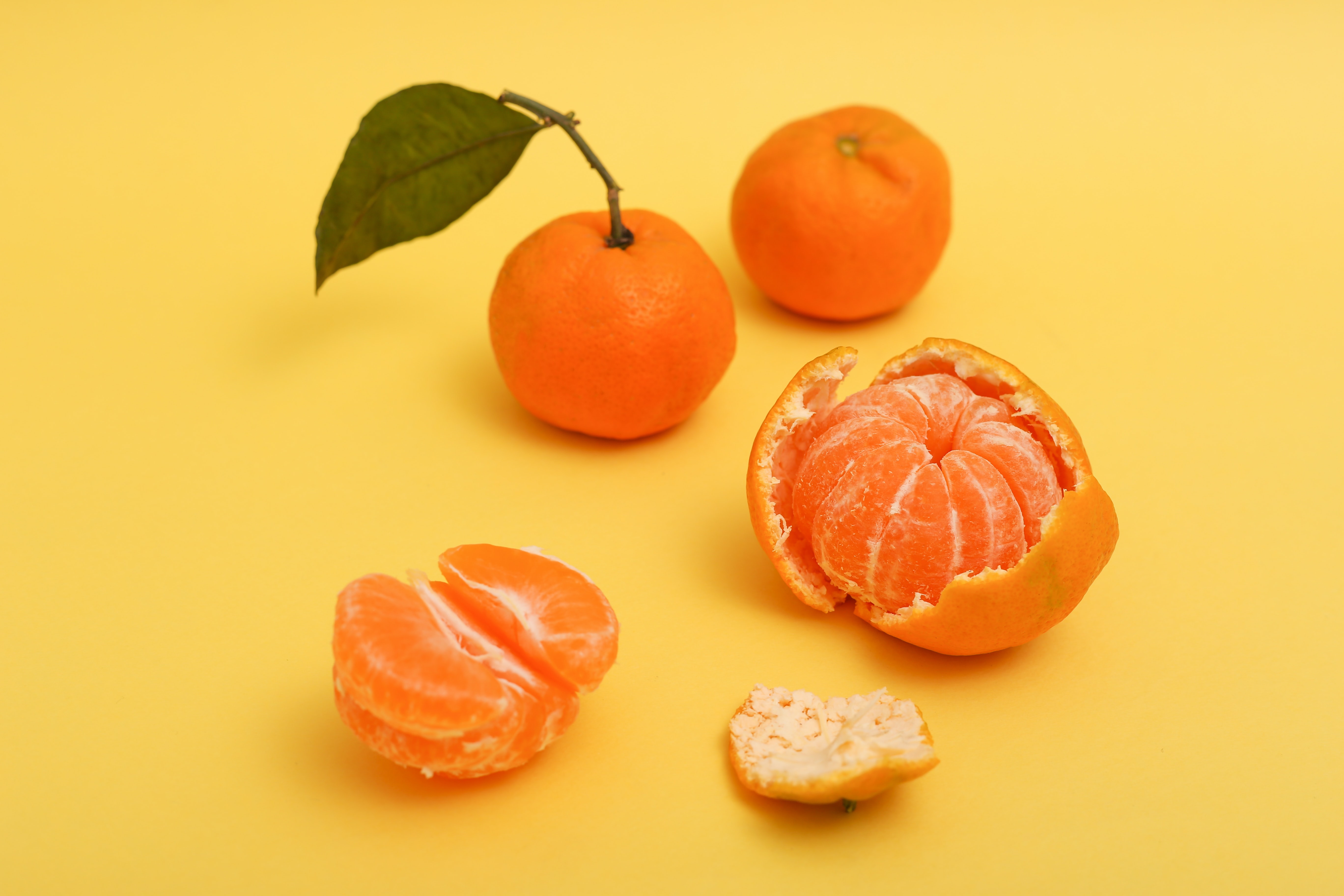 144008 Hintergrundbild herunterladen obst, lebensmittel, mandarinen, orange, zitrusfrüchte, zitrus - Bildschirmschoner und Bilder kostenlos