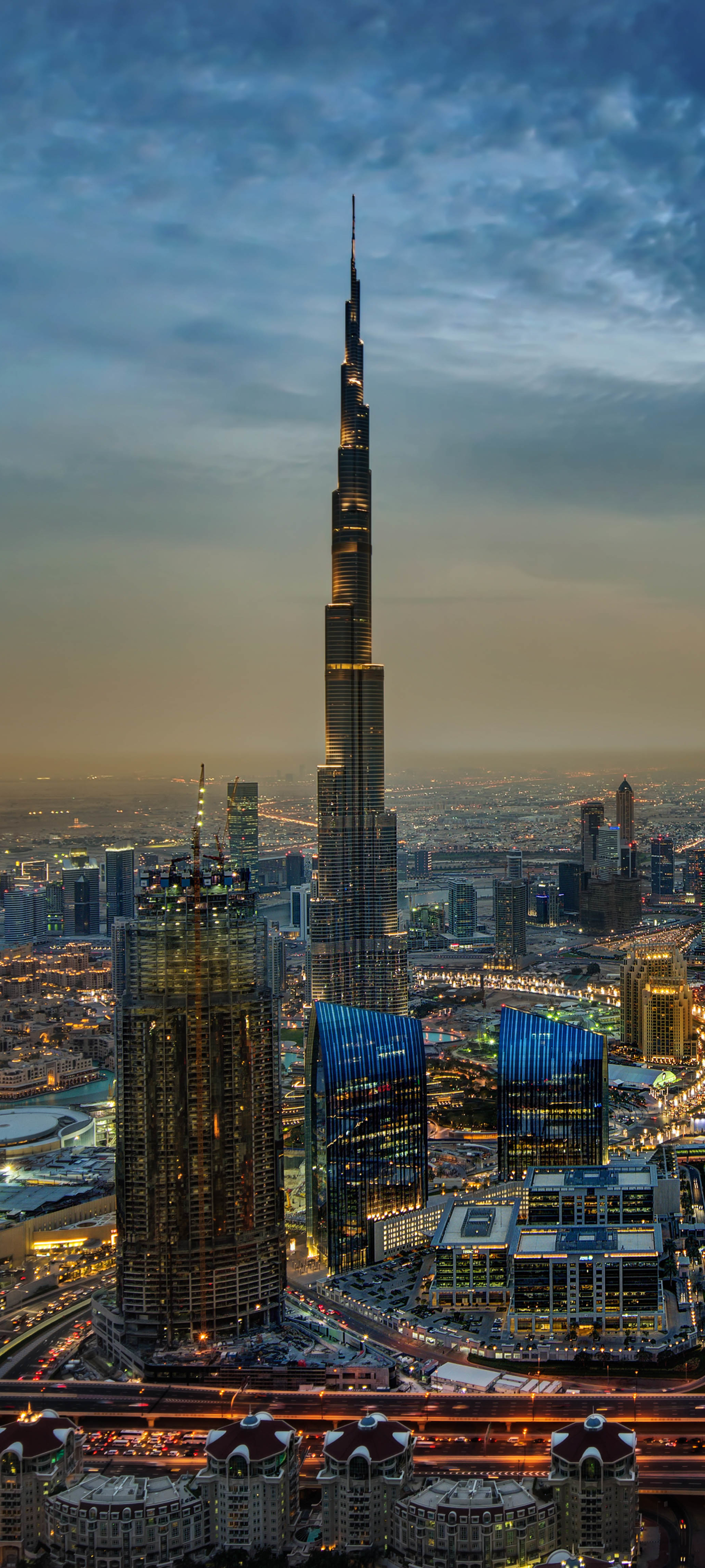4,163 Burj Khalifa Vertical Stock Photos, High-Res Pictures, and Images -  Getty Images
