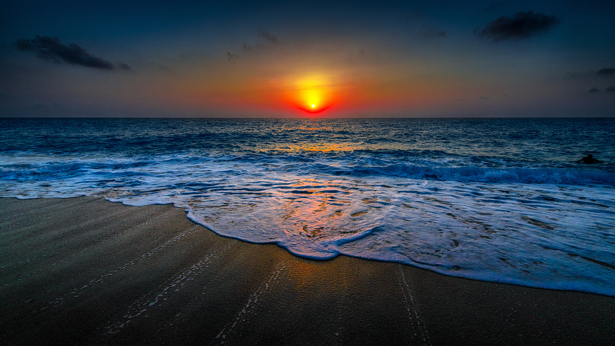 Download mobile wallpaper Sunset, Sea, Sun, Beach, Horizon, Ocean, Earth, Orange (Color) for free.