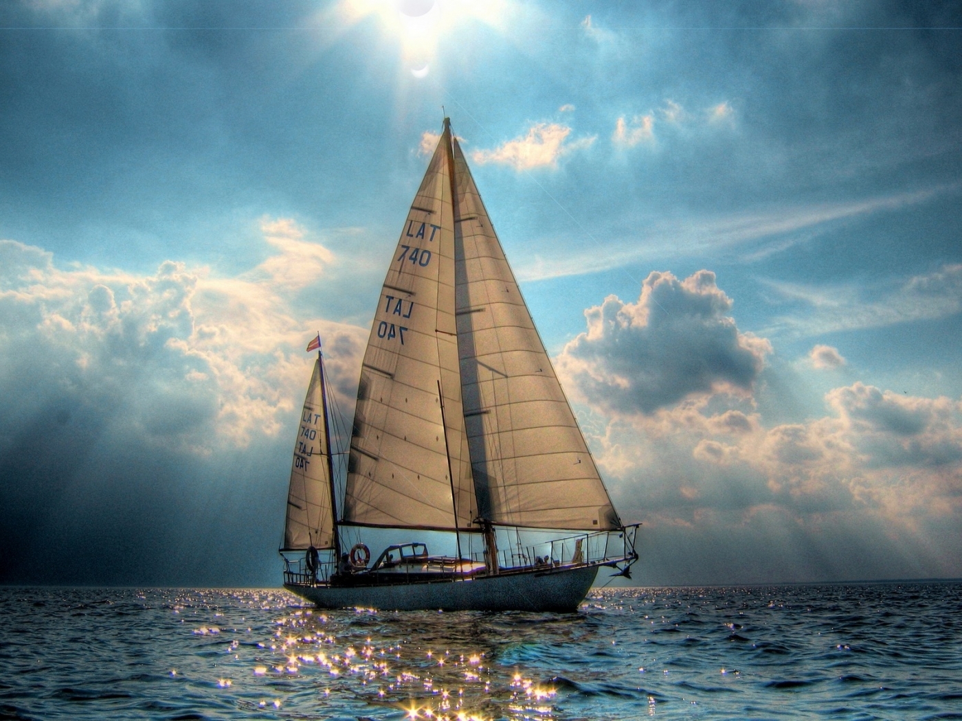 25123 скачать картинку яхты, море, транспорт, пейзаж, солнце, облака - обои и заставки бесплатно