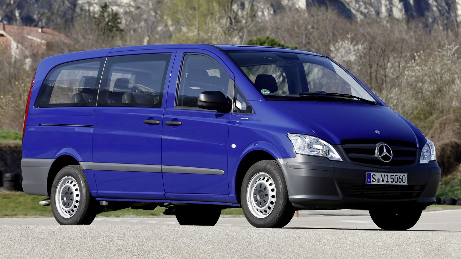 Мерседес вито 639. Mercedes Benz Vito 639. Мерседес Бенц Вито 639. Мерседес Вито 2010 w639. Mercedes w639 Vito и w 447.