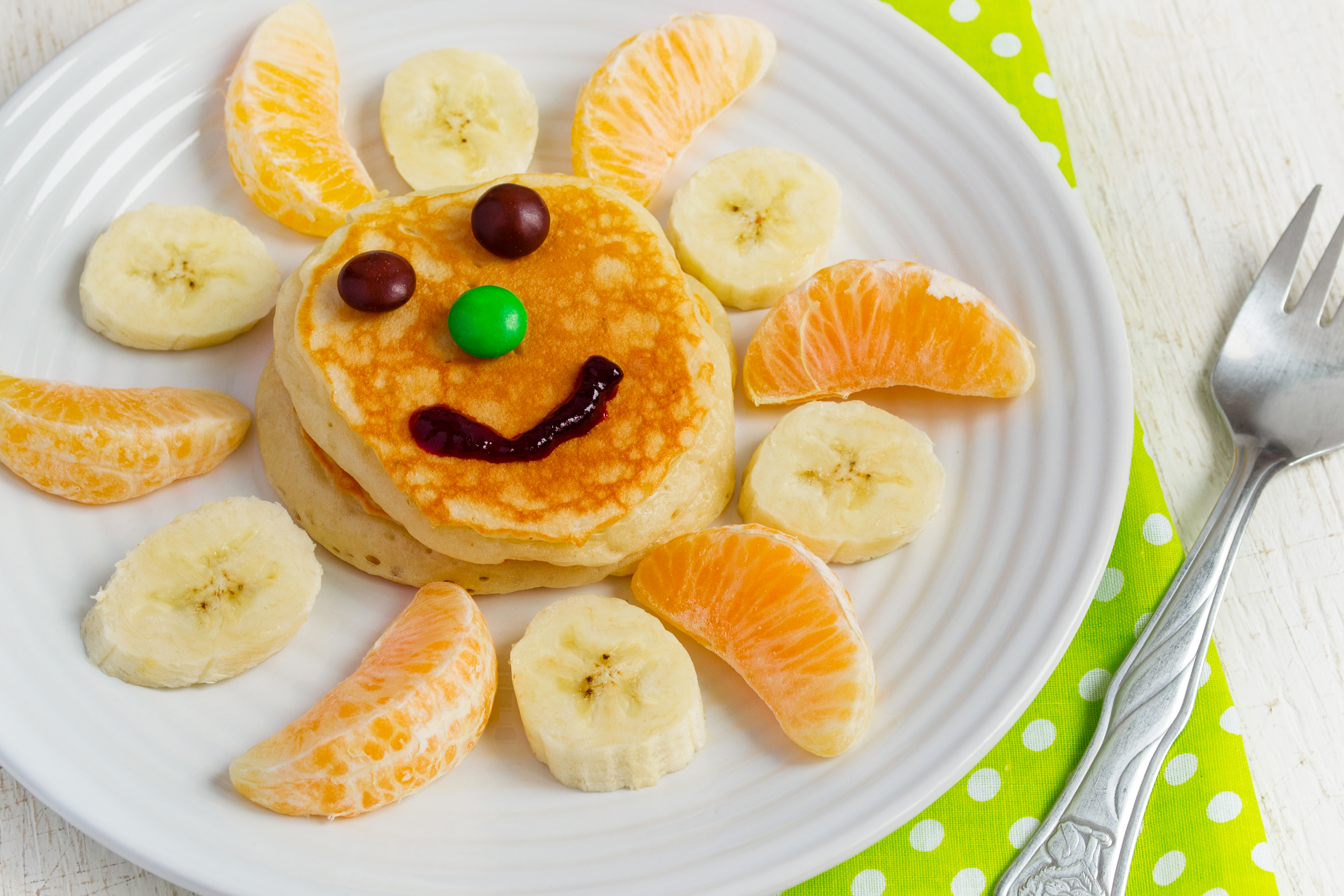 Мандарин 1 банан. Красивая еда для детей. Завтрак для детей. Вкусный завтрак для детей. Необычный завтрак для детей.