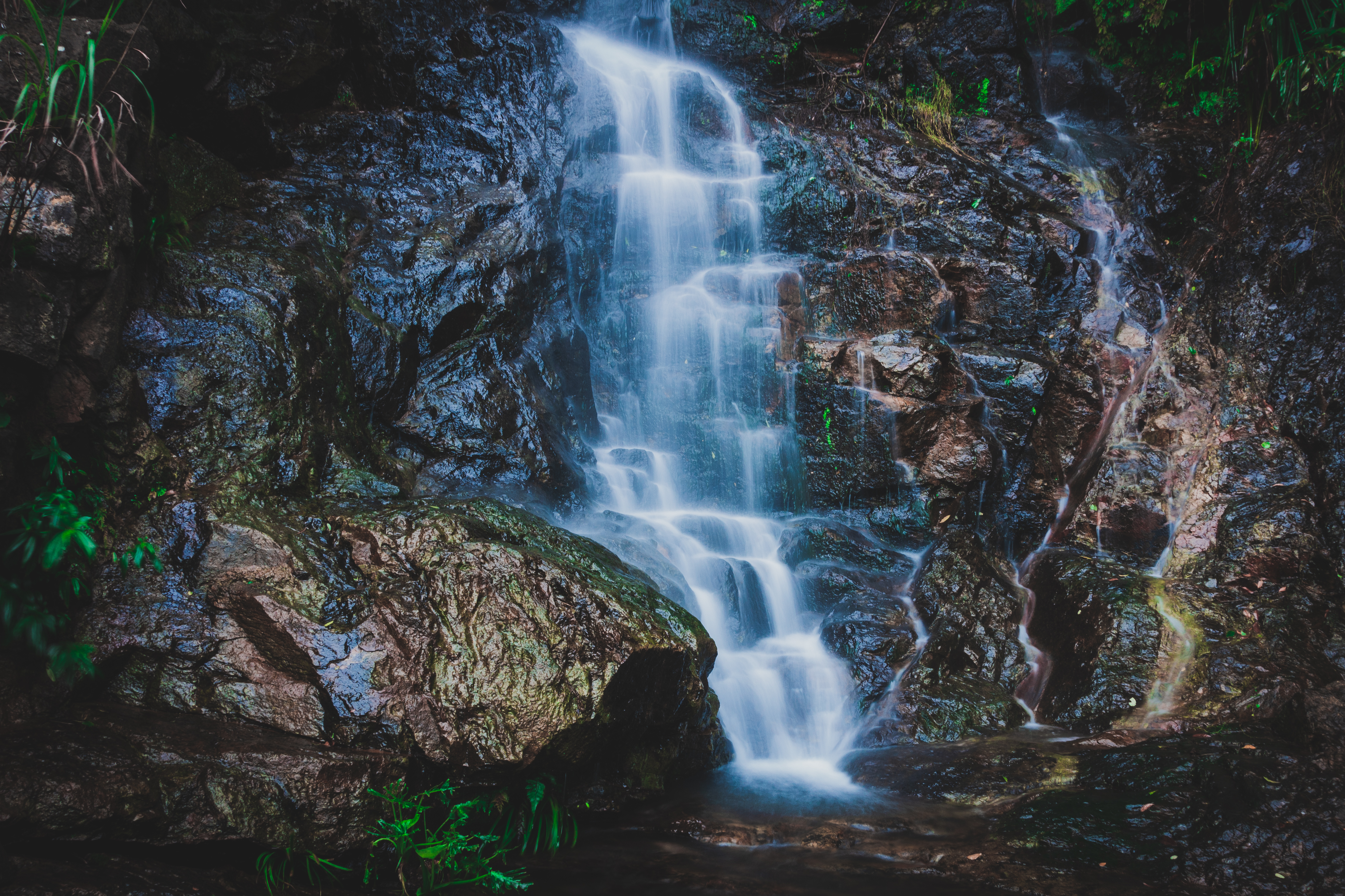 spray, nature, stones, rocks, waterfall 8K