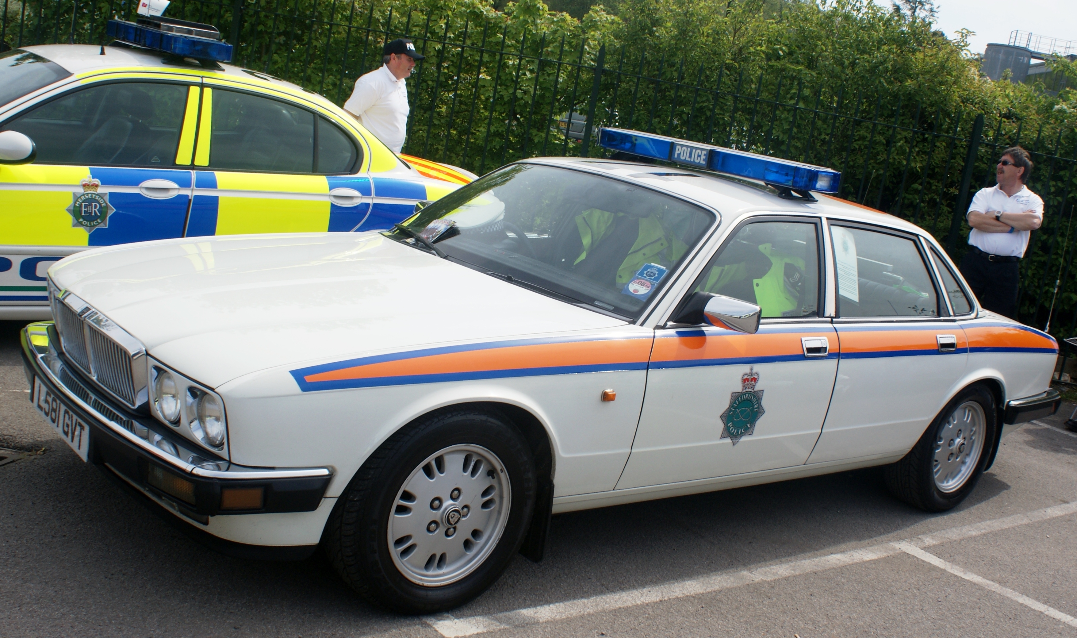 jaguar xj police