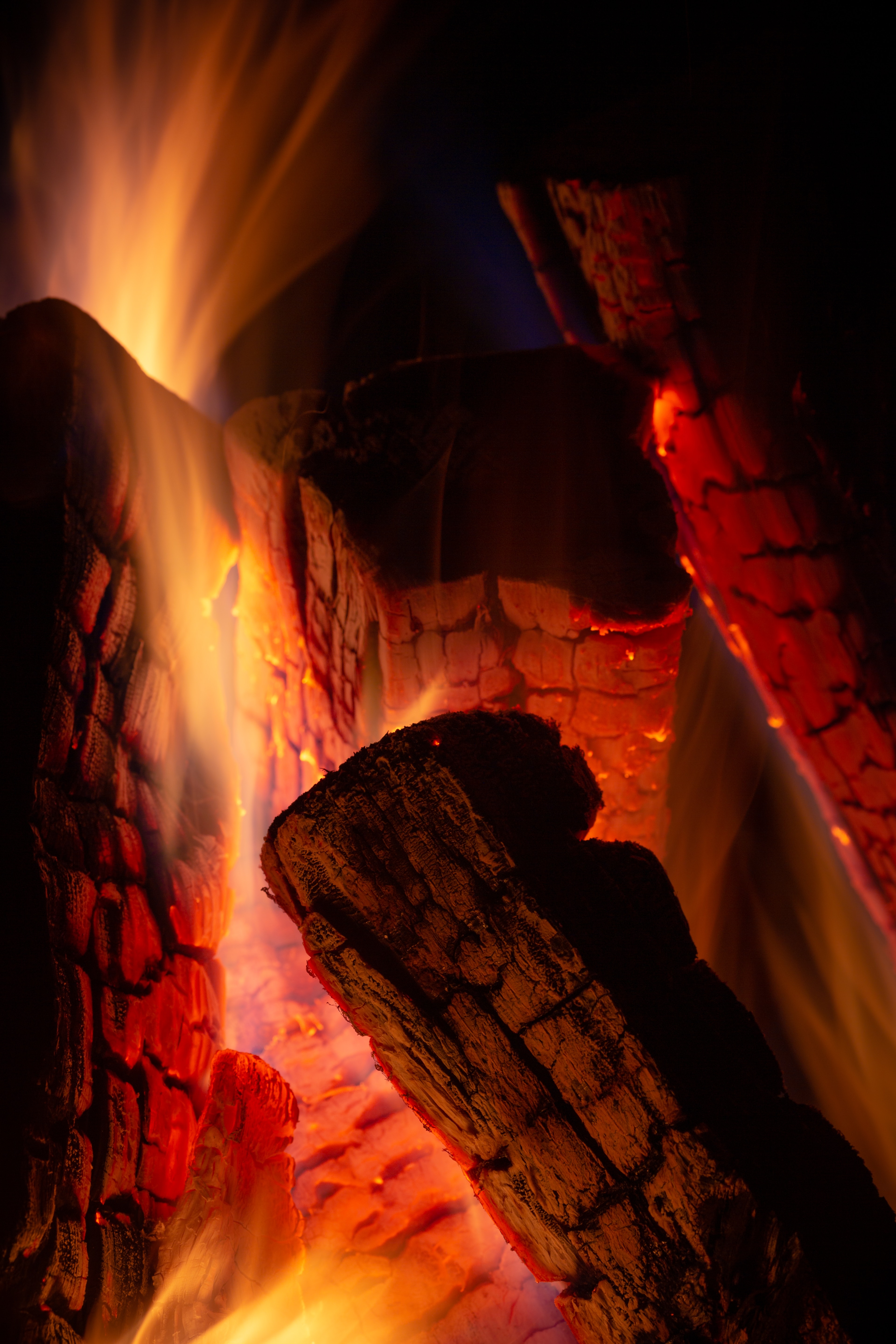 firewood, to burn, dark, fire, coals, flame, burn High Definition image