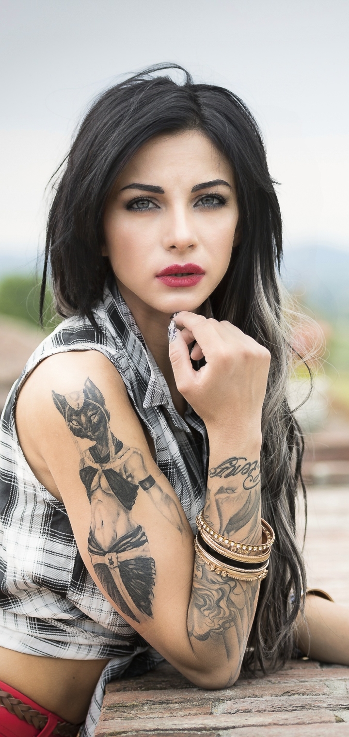 beautiful women with tattoos wallpaper