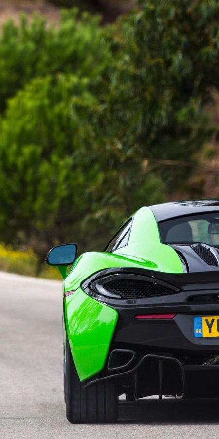 MCLAREN 570s сзади