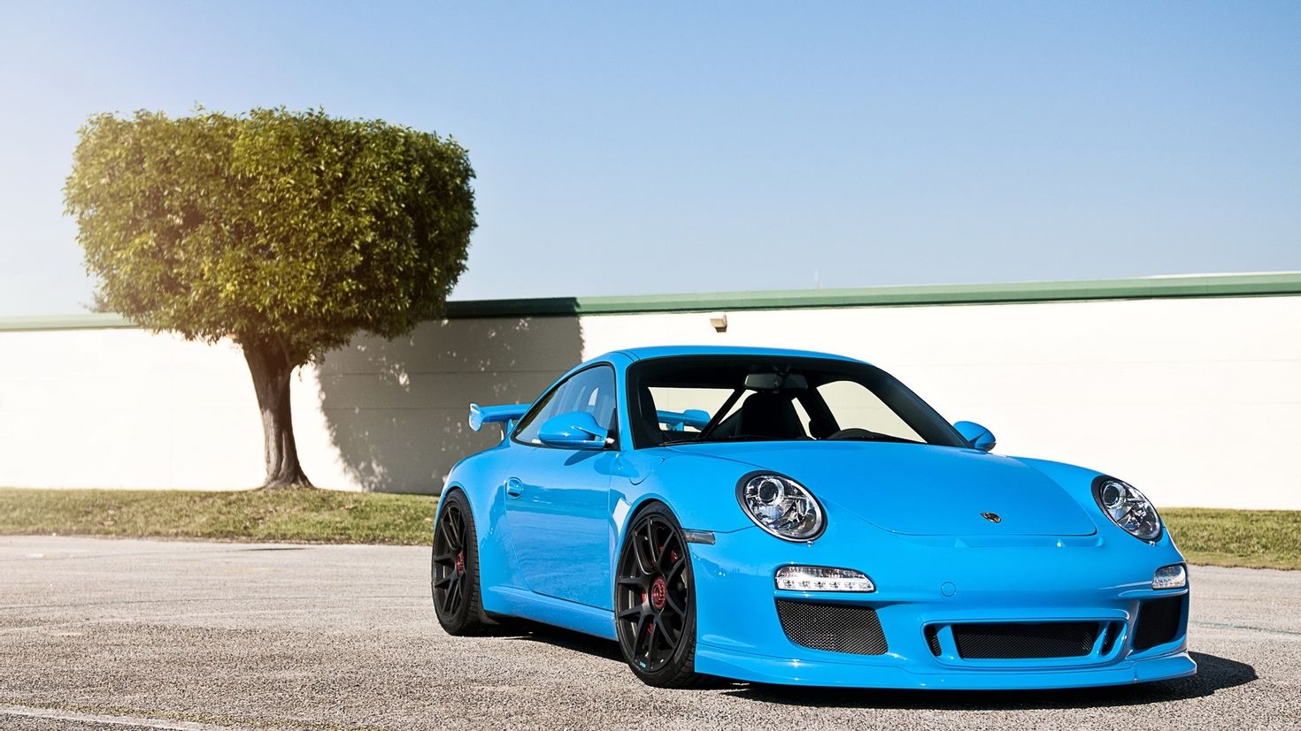 Porsche 911 бирюзовый
