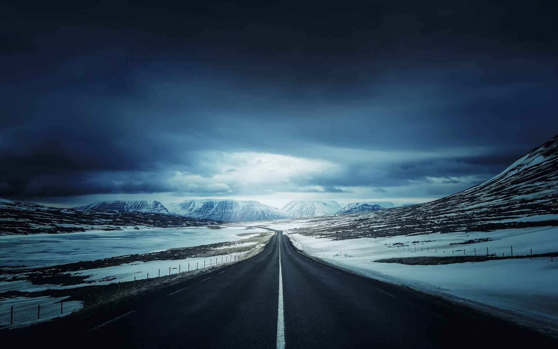 753998 скачать картинку дорога, исландия, зима, сделано человеком, ландшафт, гора, снег - обои и заставки бесплатно