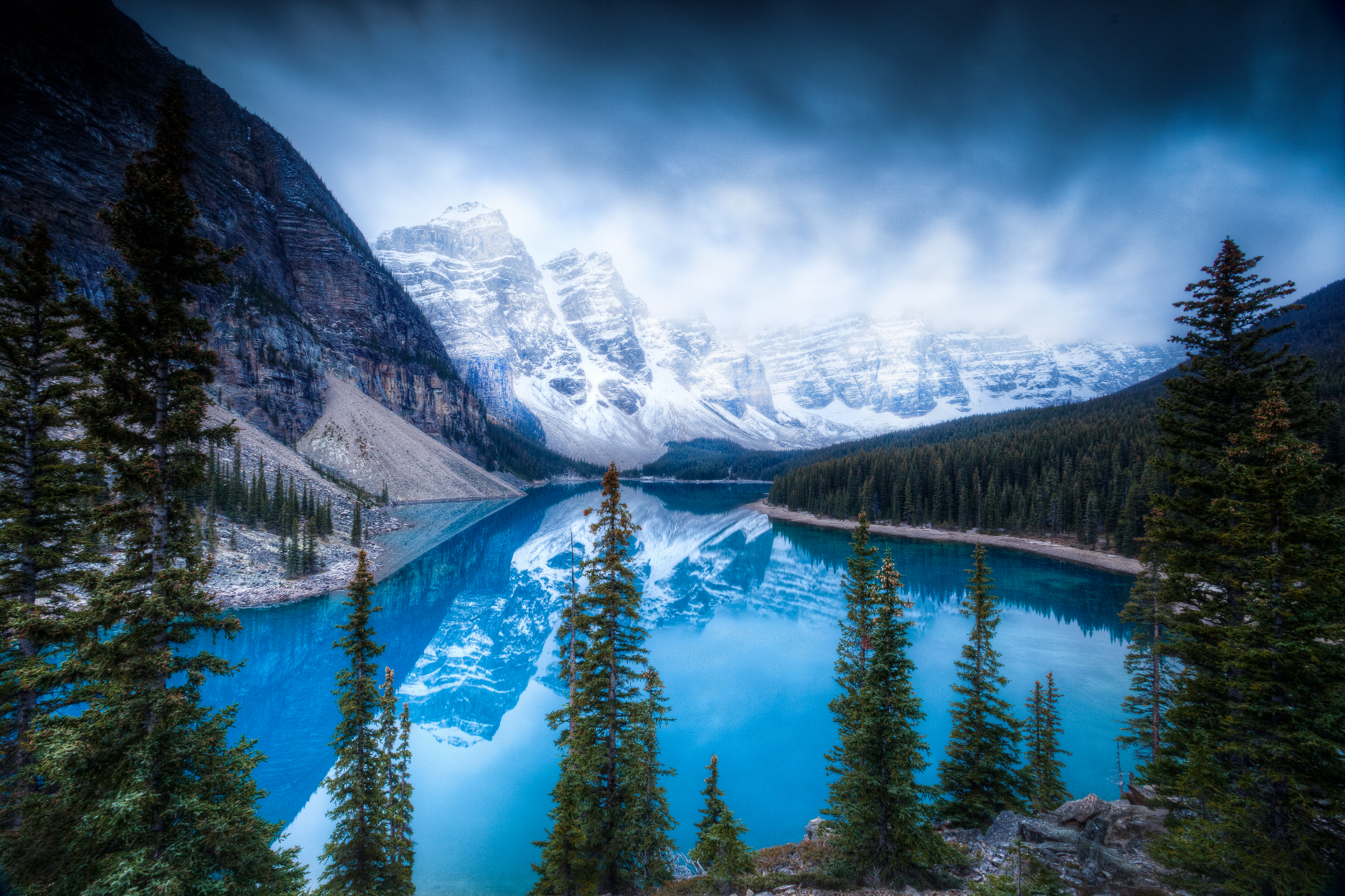 1523153 завантажити картинку озеро, земля, озеро морейн, альберта, національний парк банф, канада, канадські скелясті гори, гора, рефлексія, долина десяти вершин, озера - шпалери і заставки безкоштовно