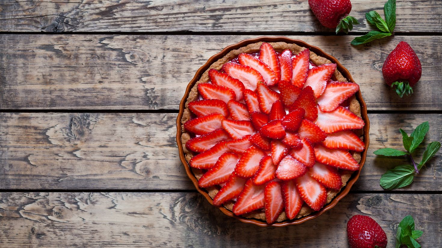 Berries on the Cake Top view