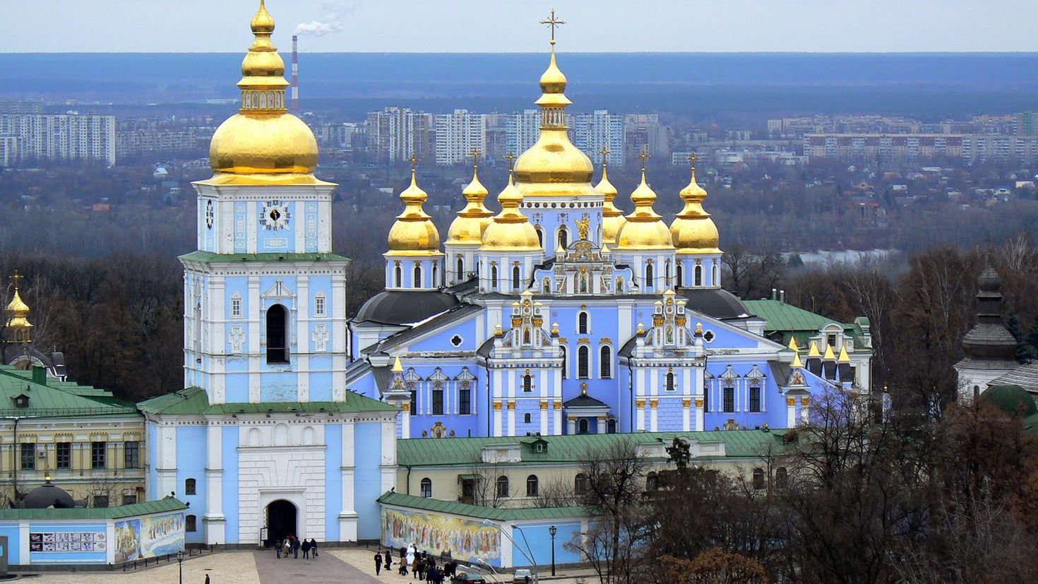 Совете города киев было. Михайловский Златоверхий монастырь. Киево-Печерская Лавра. Знаменитый Киево-Печерский монастырь.