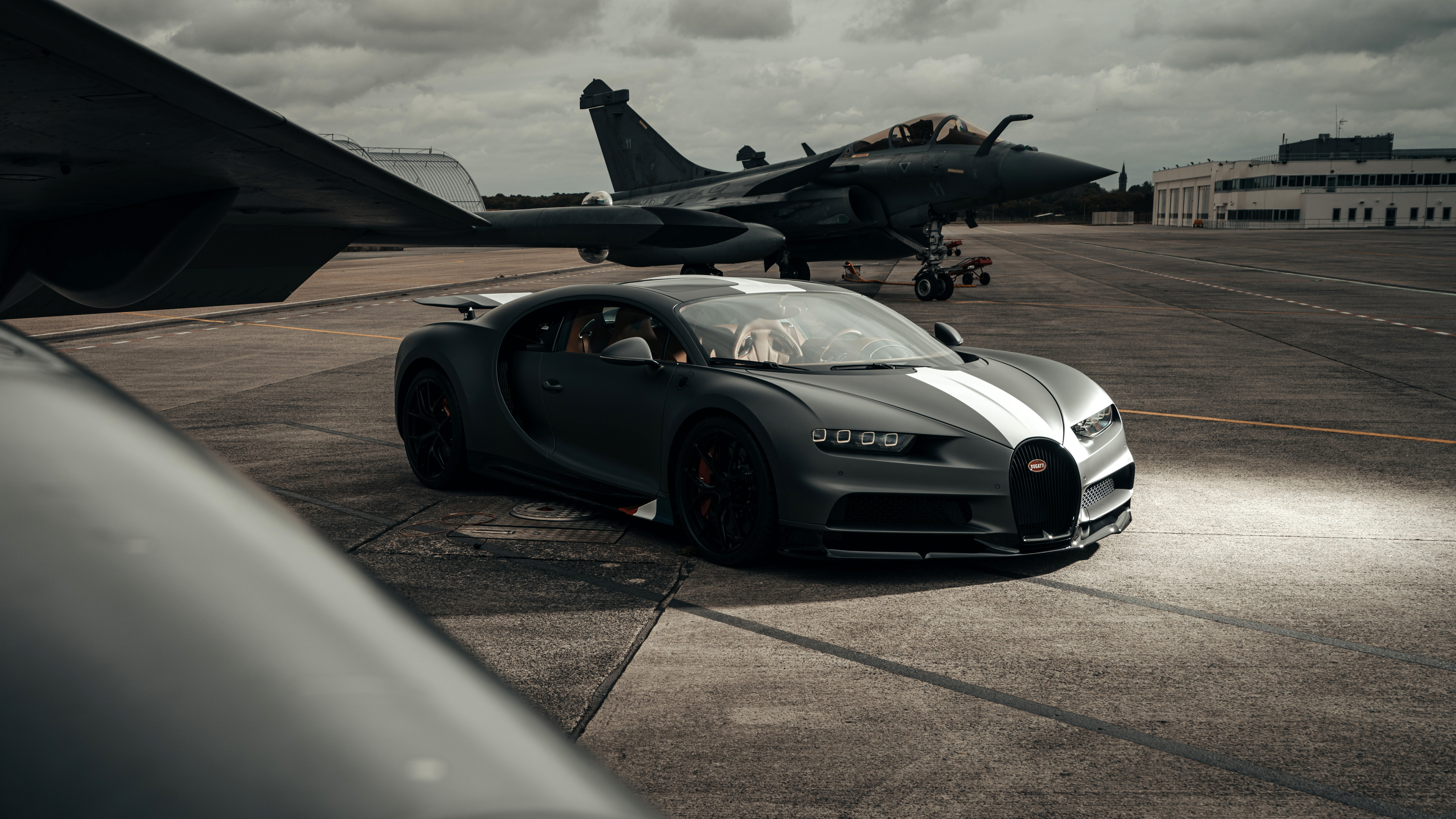 HD desktop wallpaper Bugatti Car Supercar Jet Fighter Bugatti Chiron  Vehicles Black Car download free picture 500943