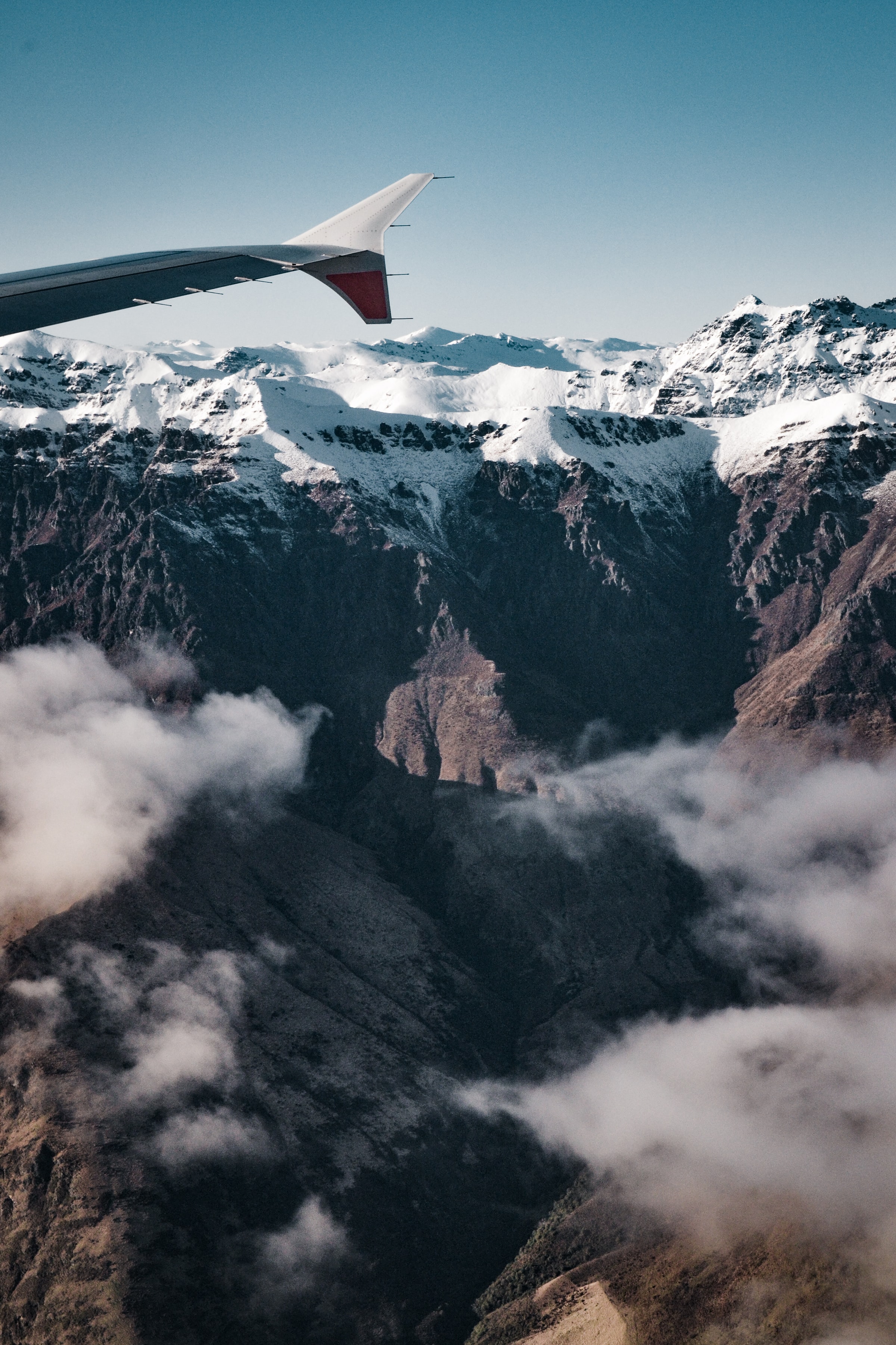 無料モバイル壁紙自然, 岩, 山脈, 雲, 飛行機をダウンロードします。