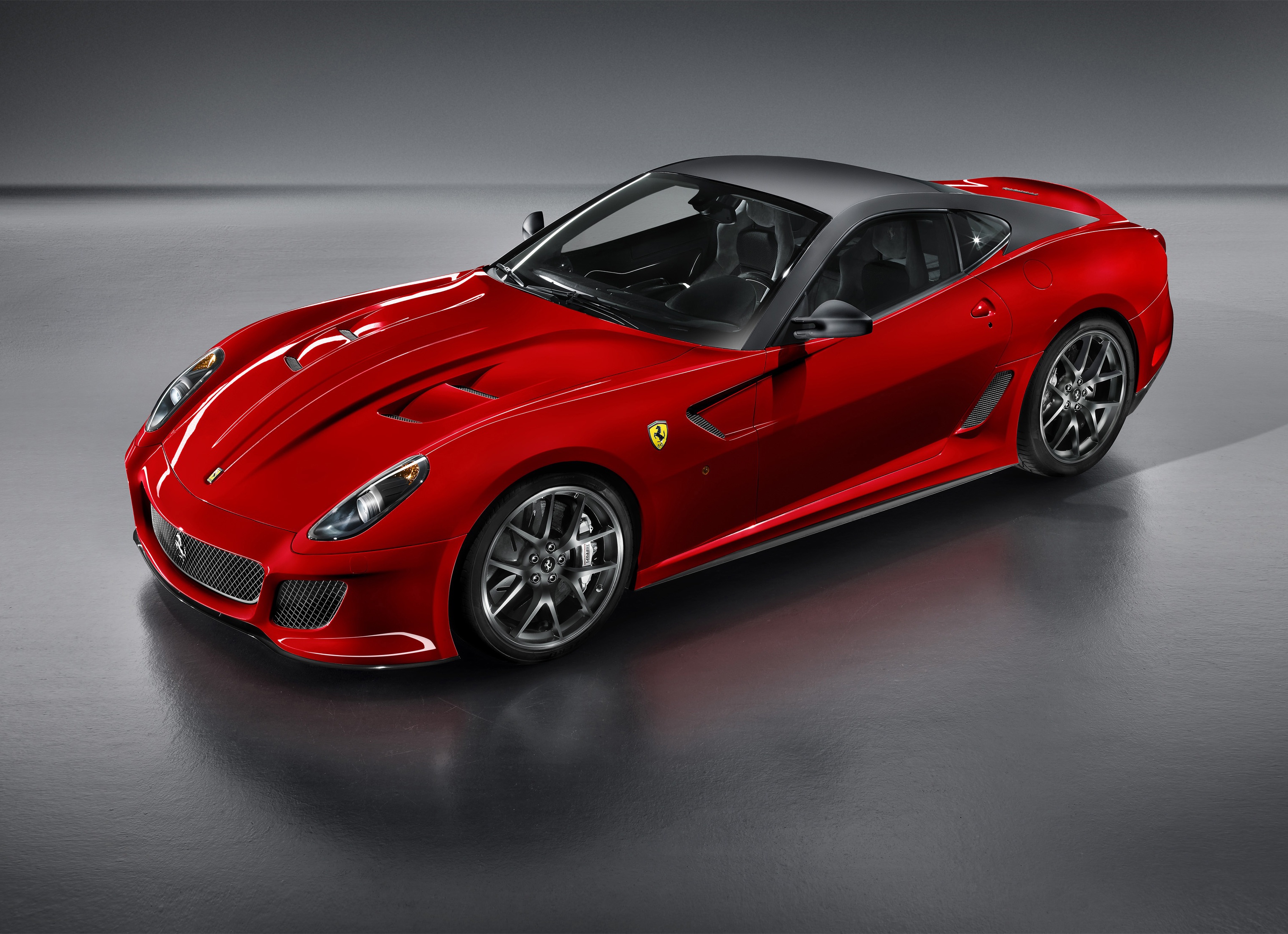 Красная машина. Ferrari 599 GTO. Феррари 599 ГТО. Феррари 599 GTO 2022. Феррари GTO 2022.