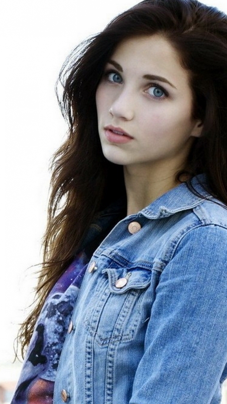 Emily Rudd Wallpapers - Wallpaper Cave
