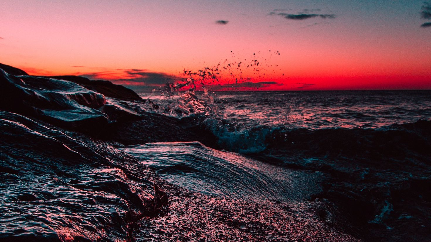 Красное море волны