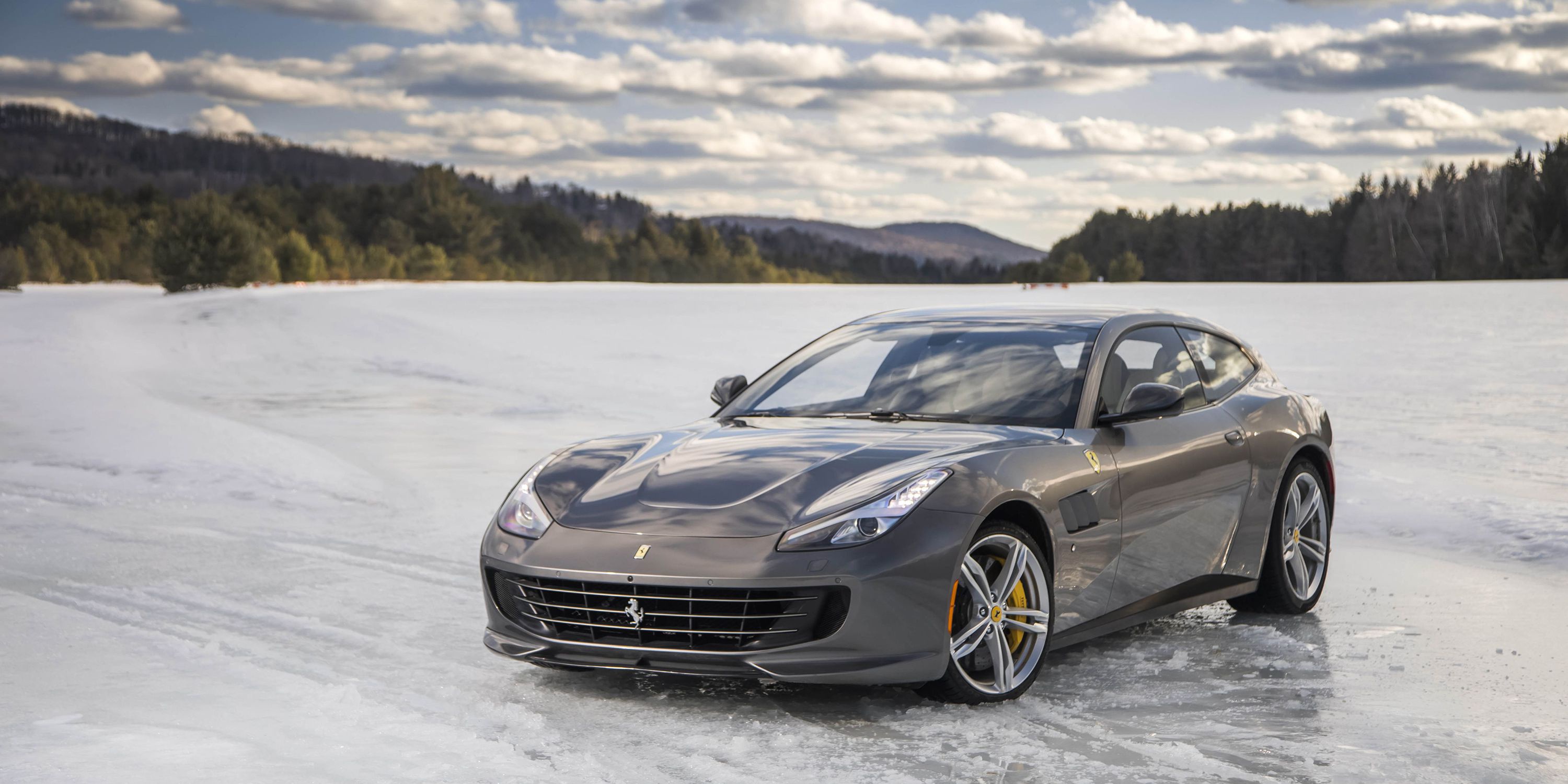 Ferrari FF РѕР±РѕРё