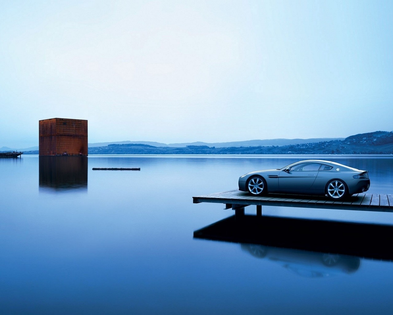Download mobile wallpaper Aston Martin V8 Vantage, Vehicles, Aston Martin Zagato for free.