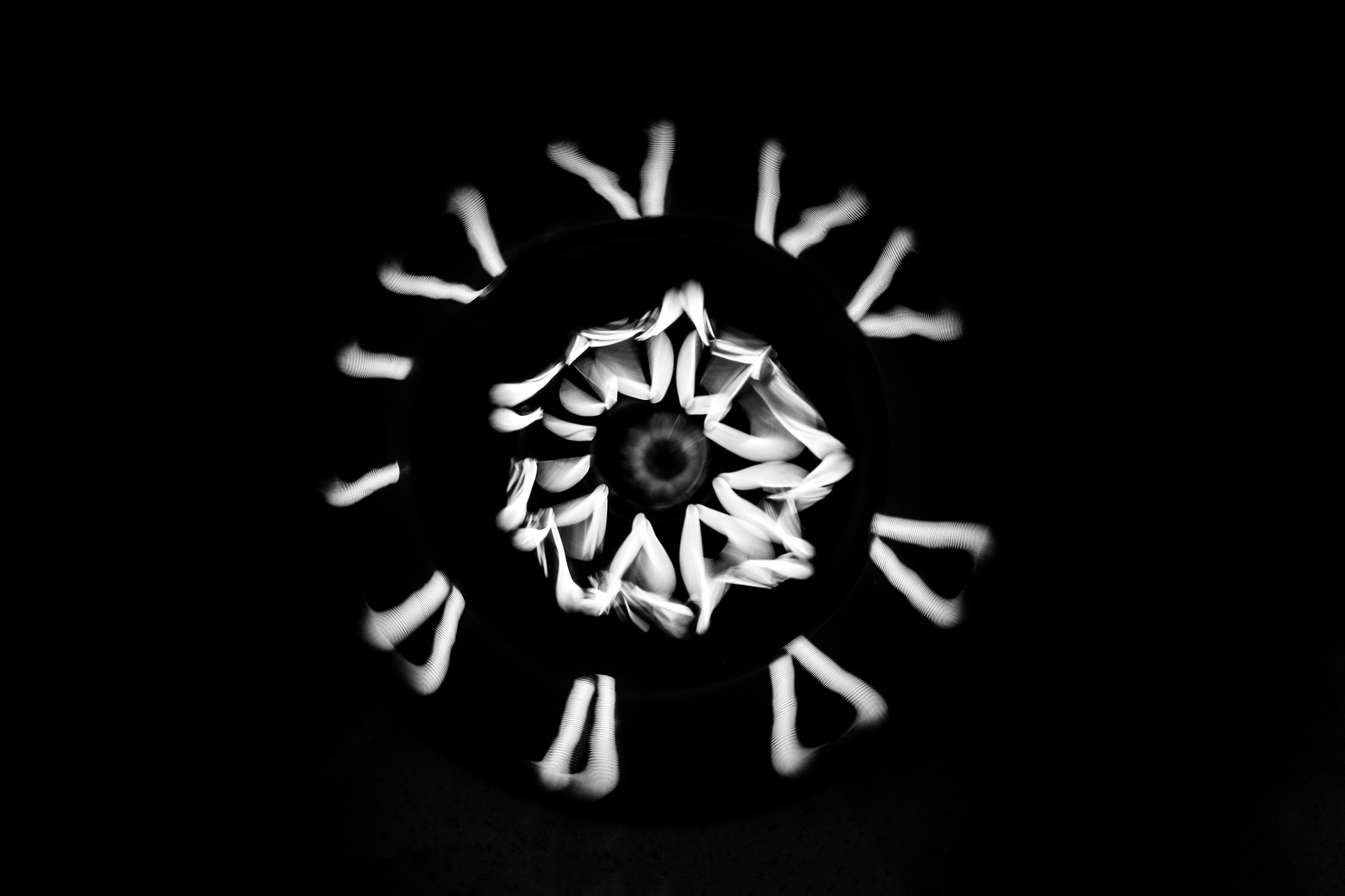 Download mobile wallpaper Smooth, Bw, Traffic, Kaleidoscope, Movement, Blur, Chb, Abstract, Shine, Light for free.