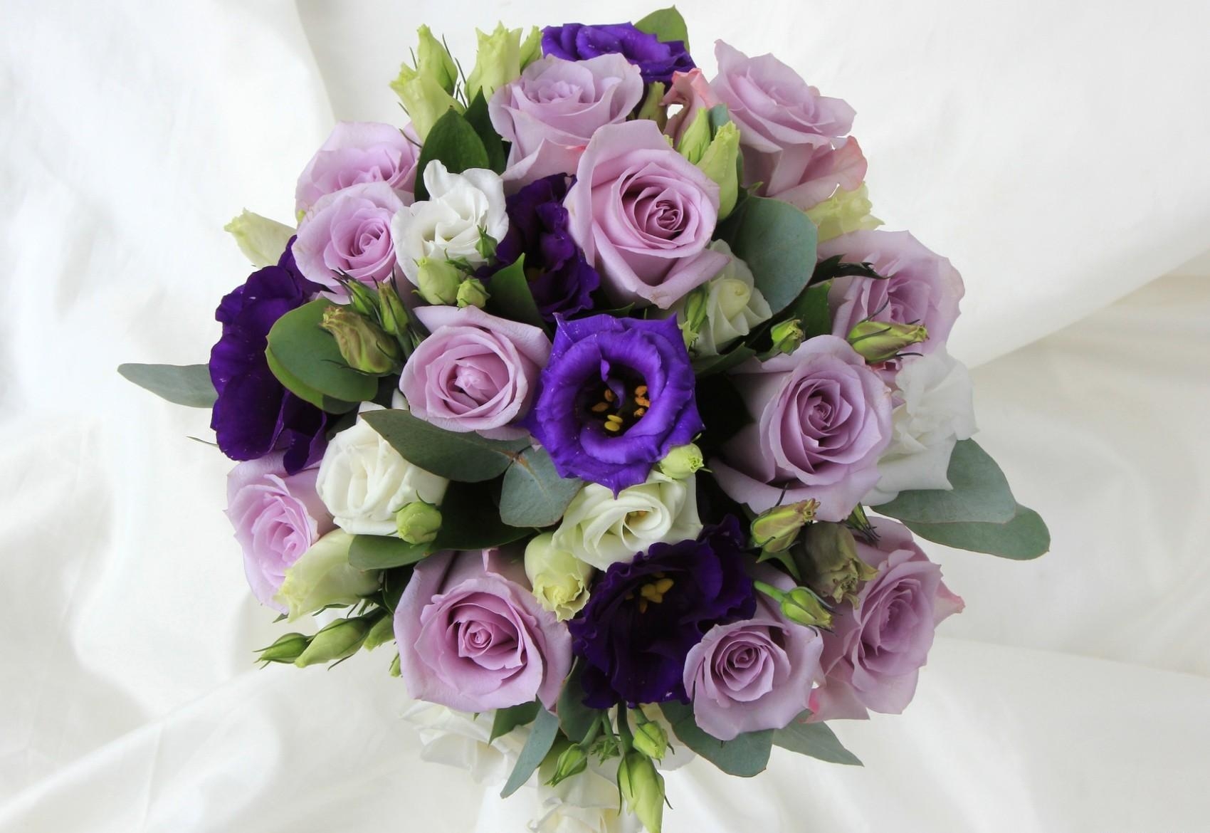 flowers, roses, bouquet, composition, lisianthus russell, lisiantus russell