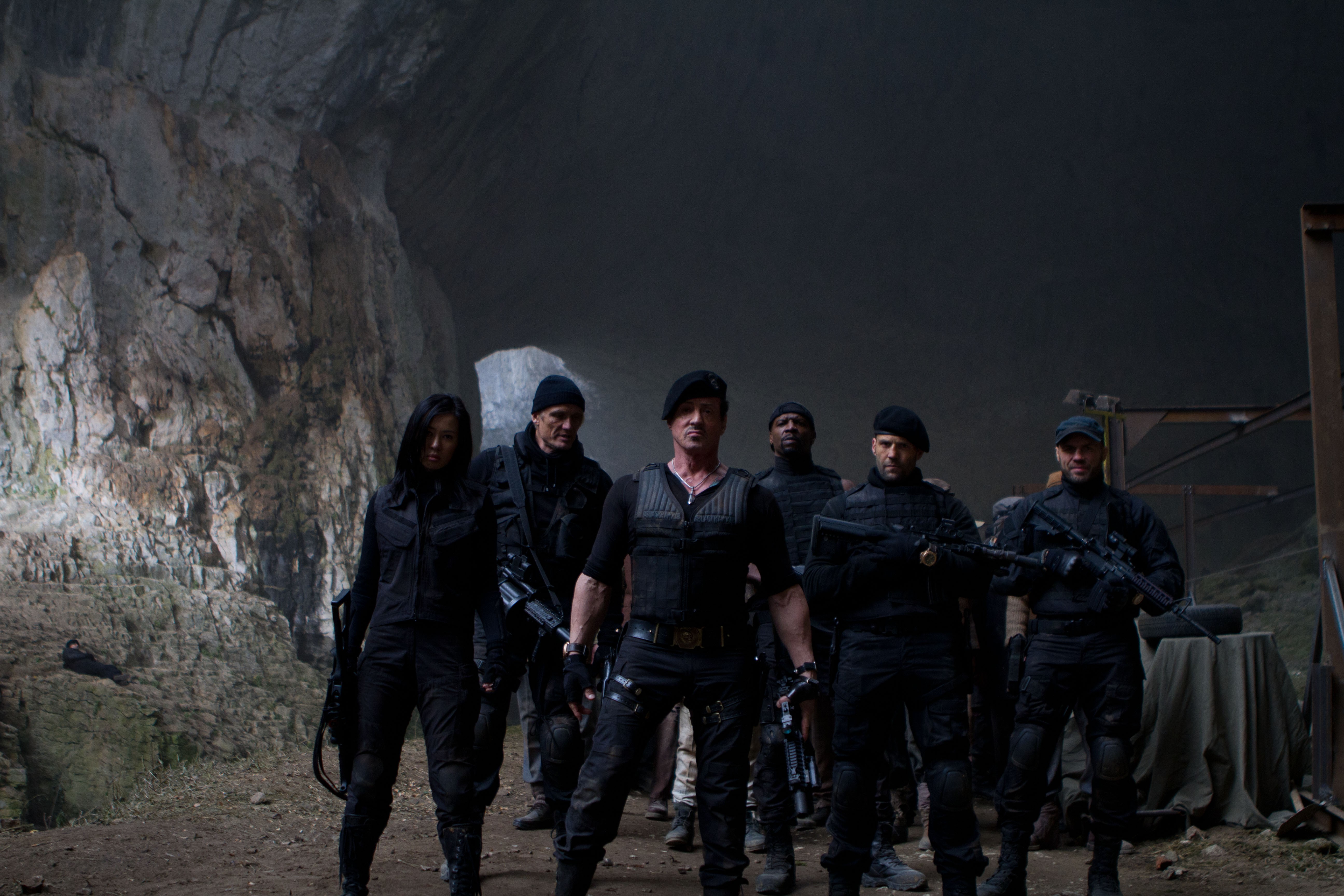 movie, the expendables 2, barney ross, dolph lundgren, gunnar jensen, hale caesar, jason statham, lee christmas, maggie (the expendables), nan yu, randy couture, sylvester stallone, terry crews, toll road, the expendables 8K