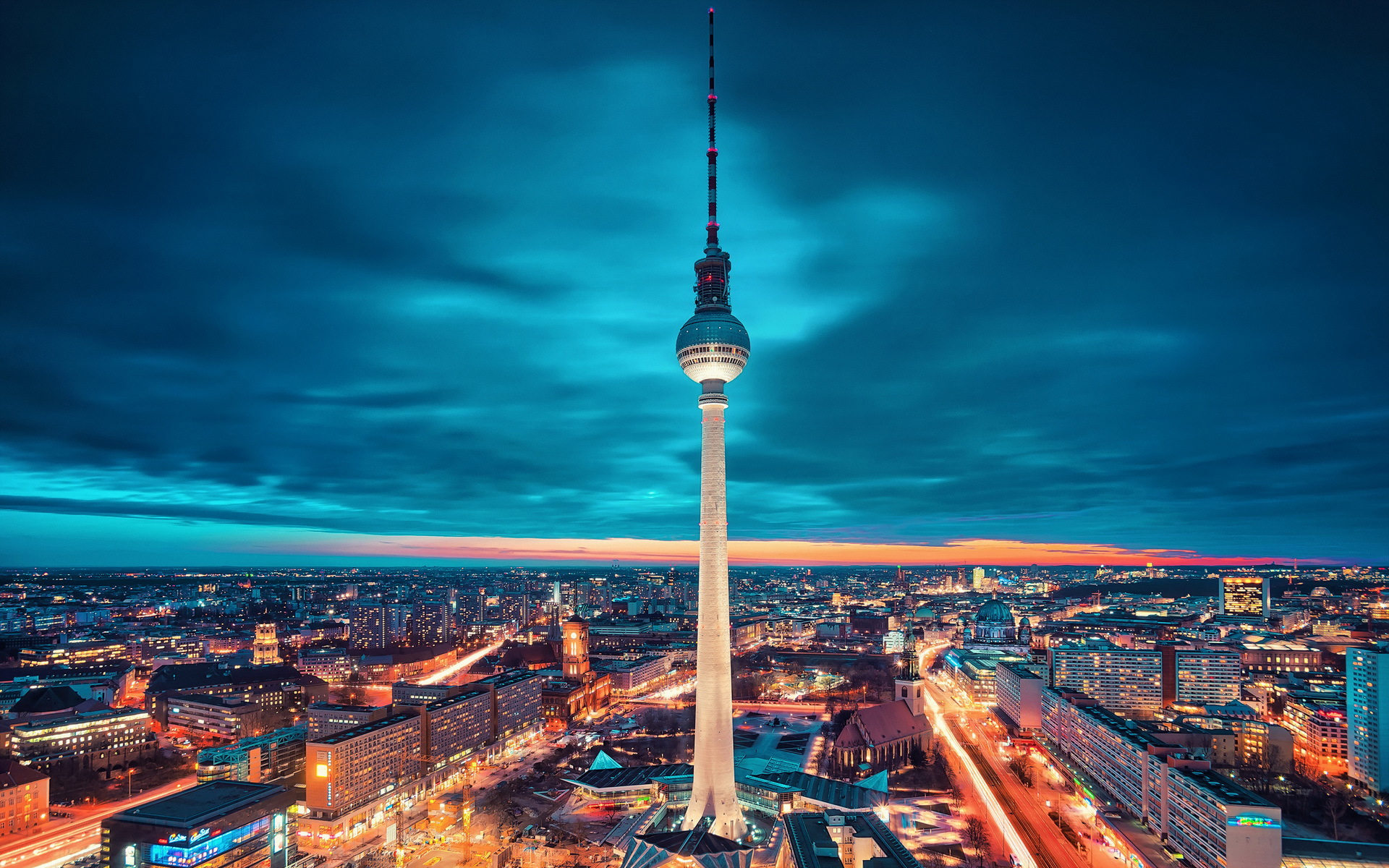 288995 Hintergrundbild herunterladen berlin, menschengemacht, berliner fernsehturm, deutschland, städte - Bildschirmschoner und Bilder kostenlos