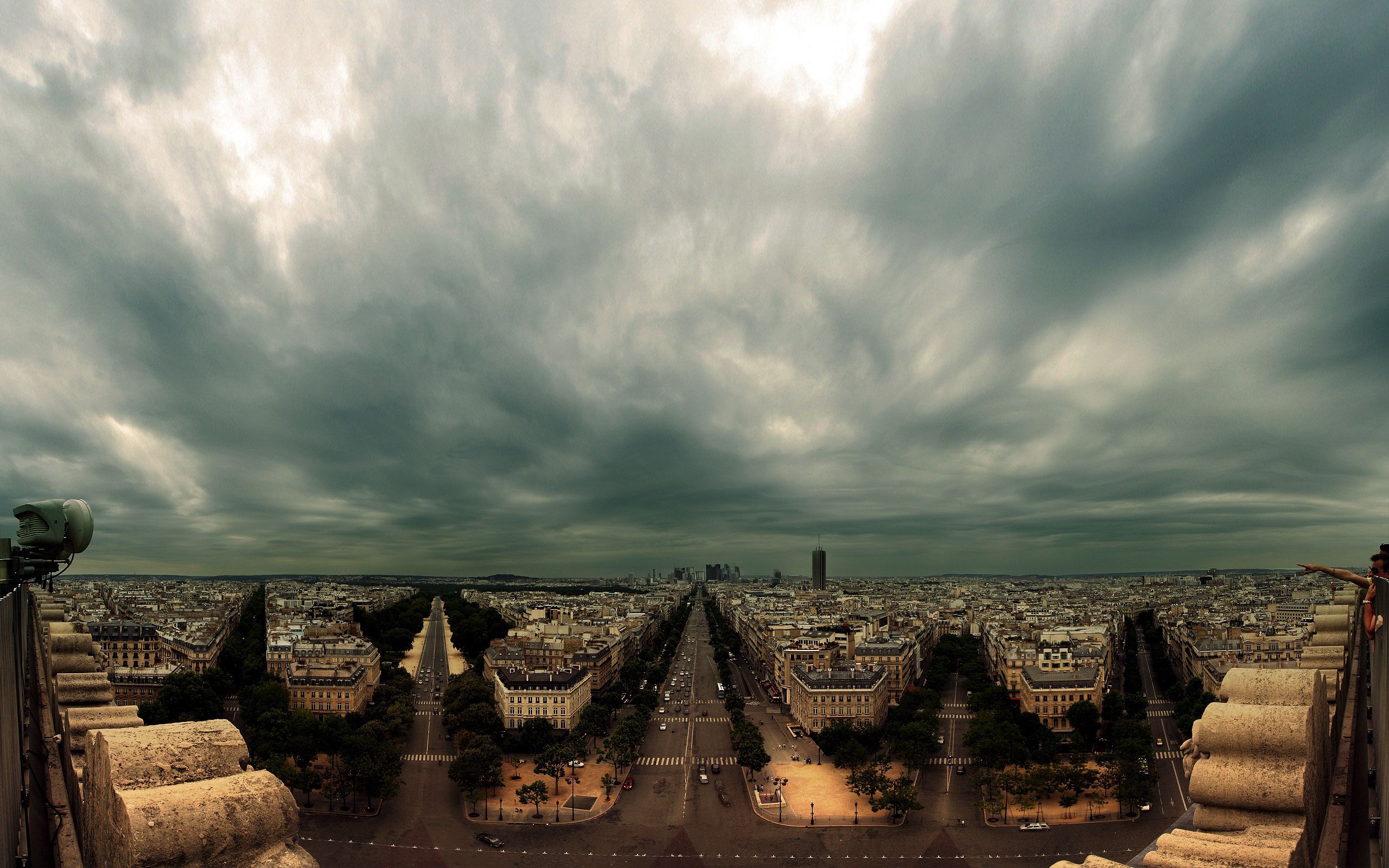 Скачать картинку Города, Здание, Небо, Париж в телефон бесплатно.