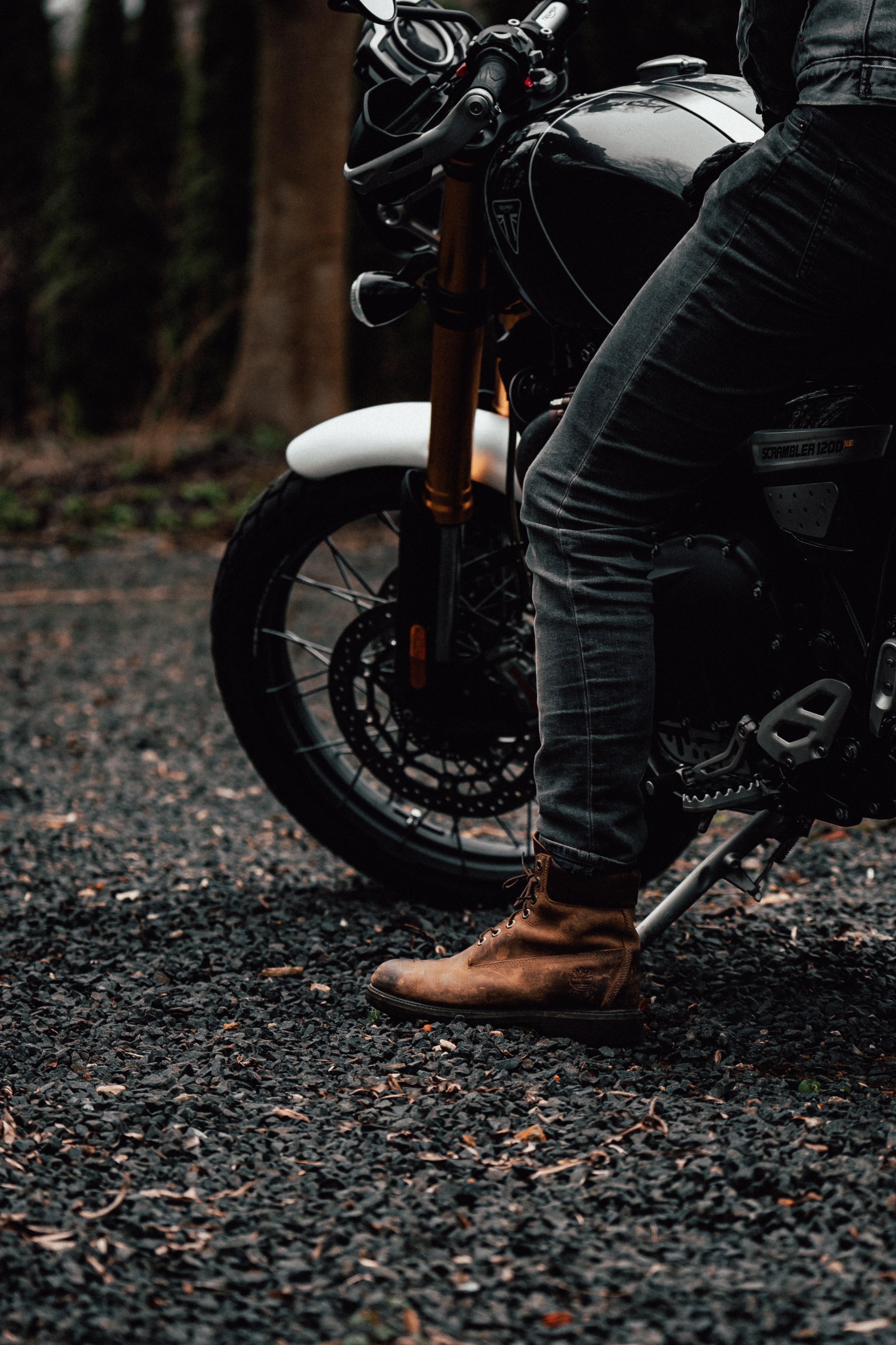 motorcycles, motorcyclist, motorcycle, motor, leg Desktop Wallpaper
