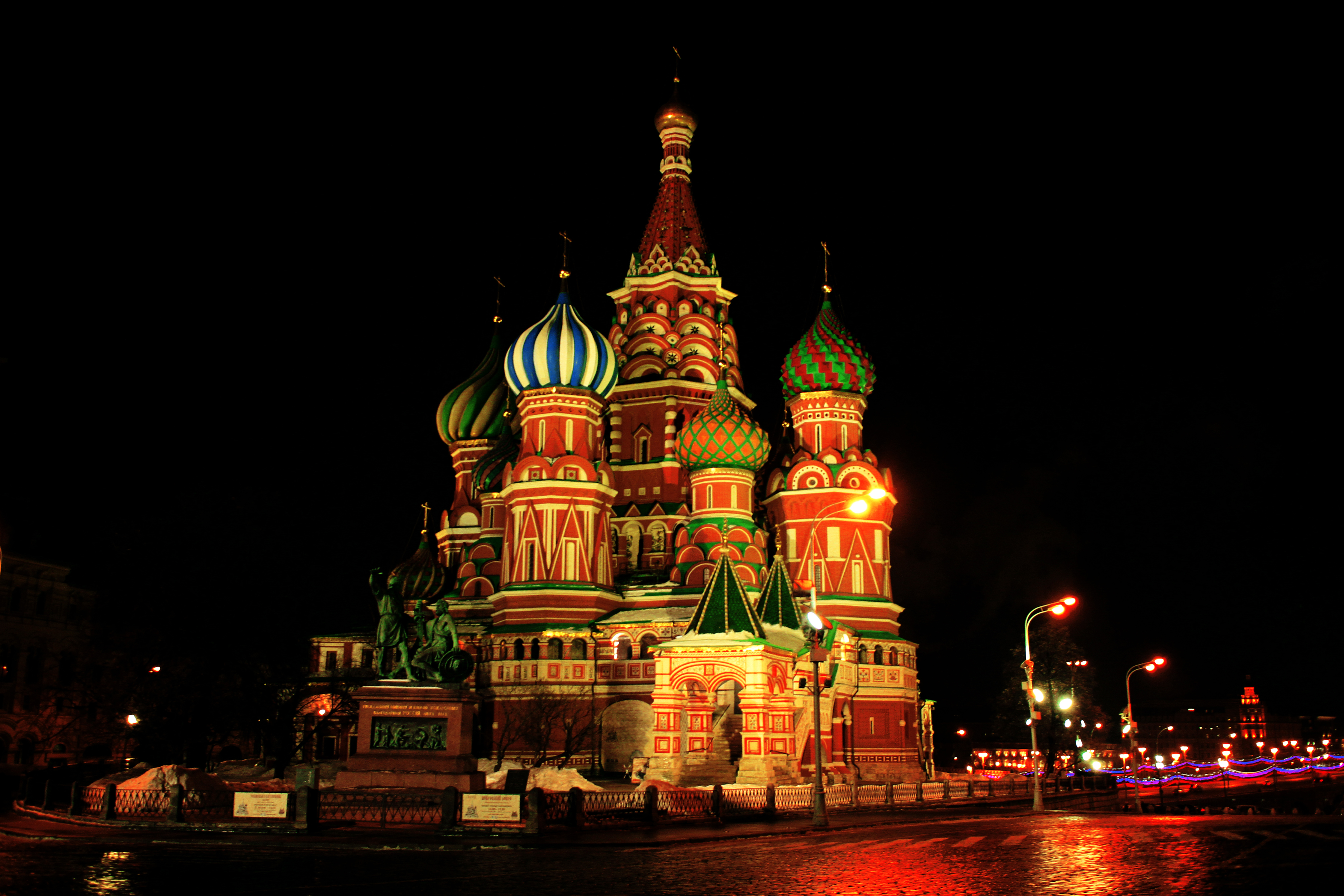382597画像をダウンロード宗教的, 聖バジル大聖堂, 大聖堂, カラフル, ドーム, モスクワ, 夜, ロシア-壁紙とスクリーンセーバーを無料で