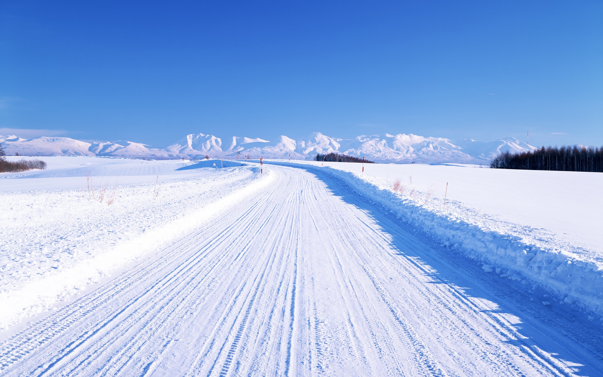 37793 Bild herunterladen landschaft, winter, roads, blau - Hintergrundbilder und Bildschirmschoner kostenlos