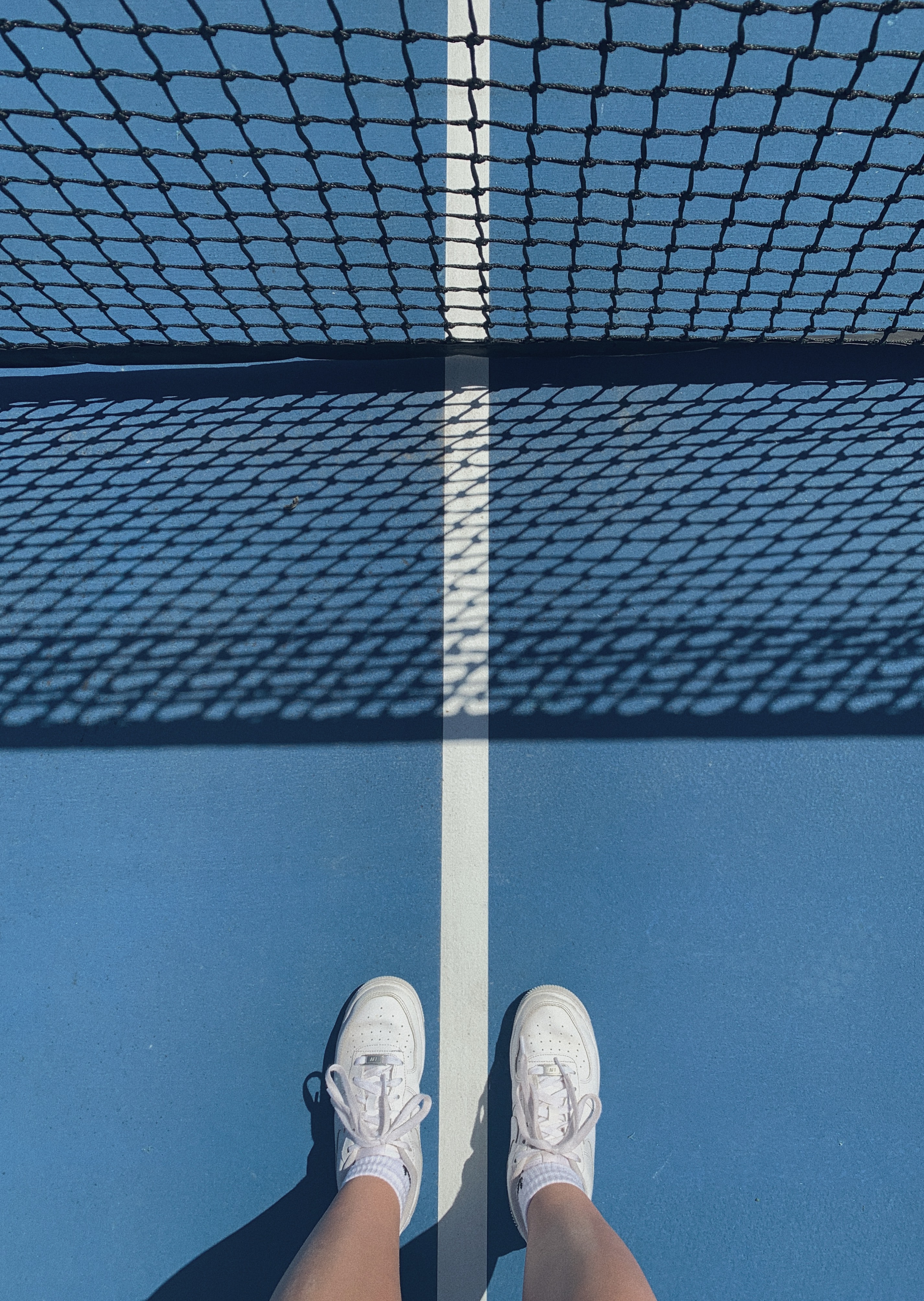Download mobile wallpaper Tennis Court, Sneakers, Legs, Miscellaneous, Miscellanea, Grid, Tennis for free.