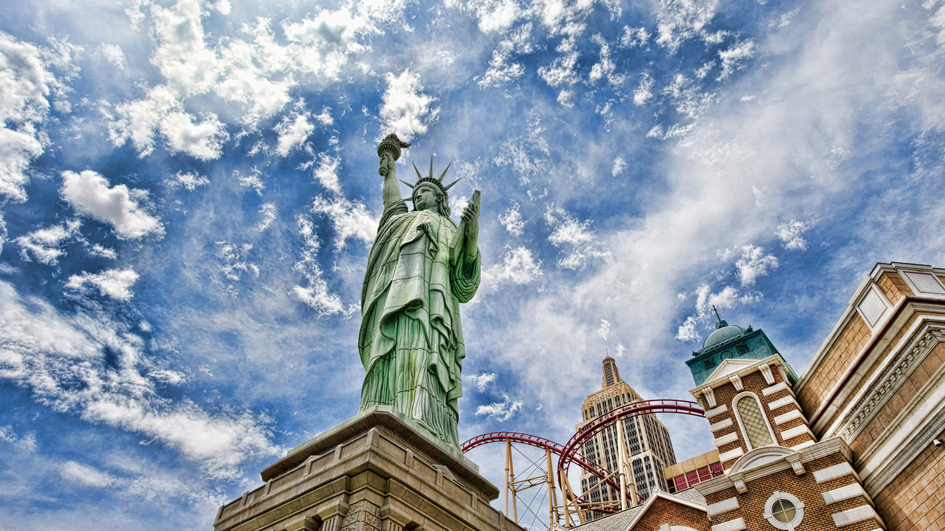 Free download wallpaper Sky, Clouds, Statue Of Liberty, Landscape on your PC desktop