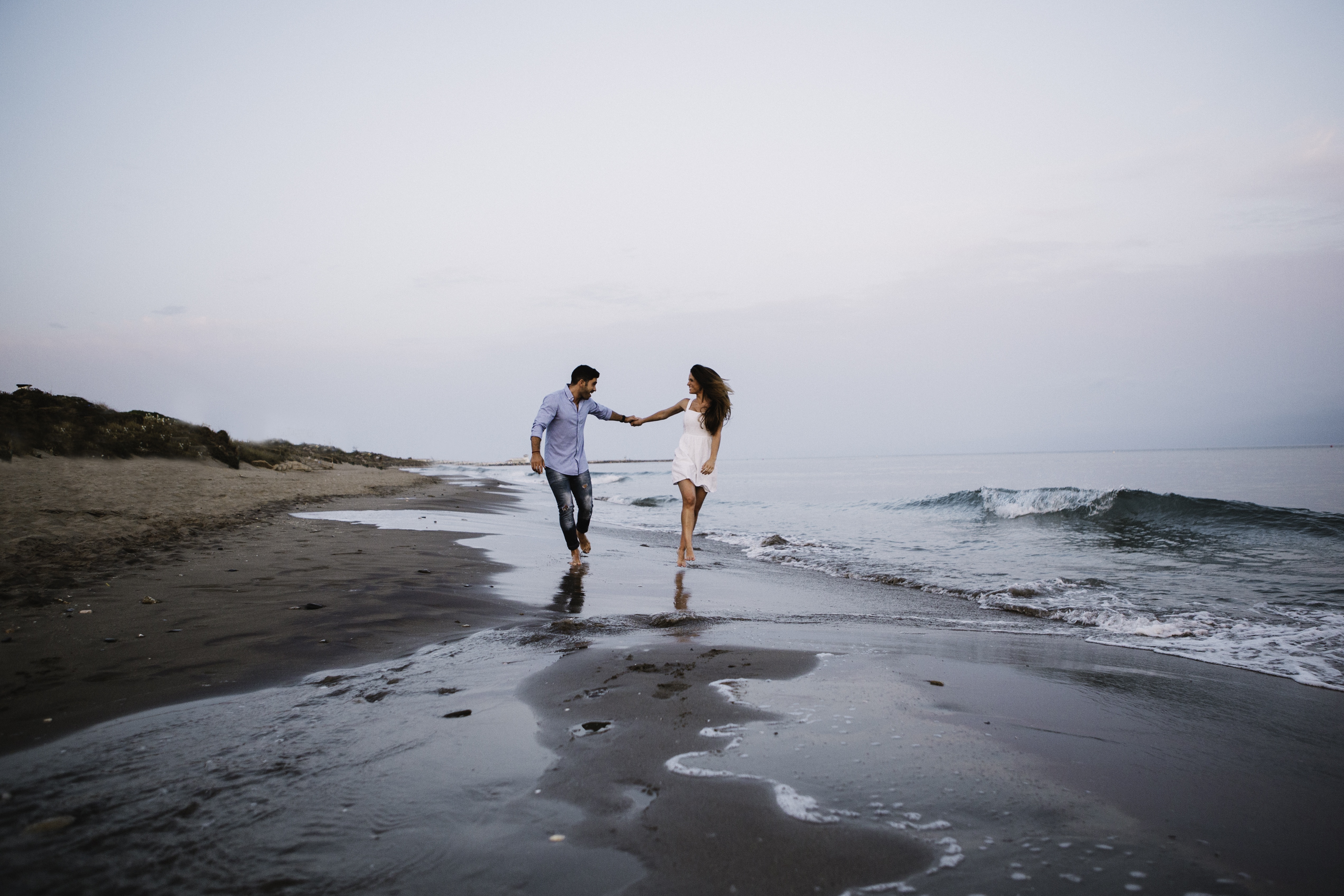 Free download wallpaper Pair, Stroll, Happiness, Couple, Sea, Love on your PC desktop