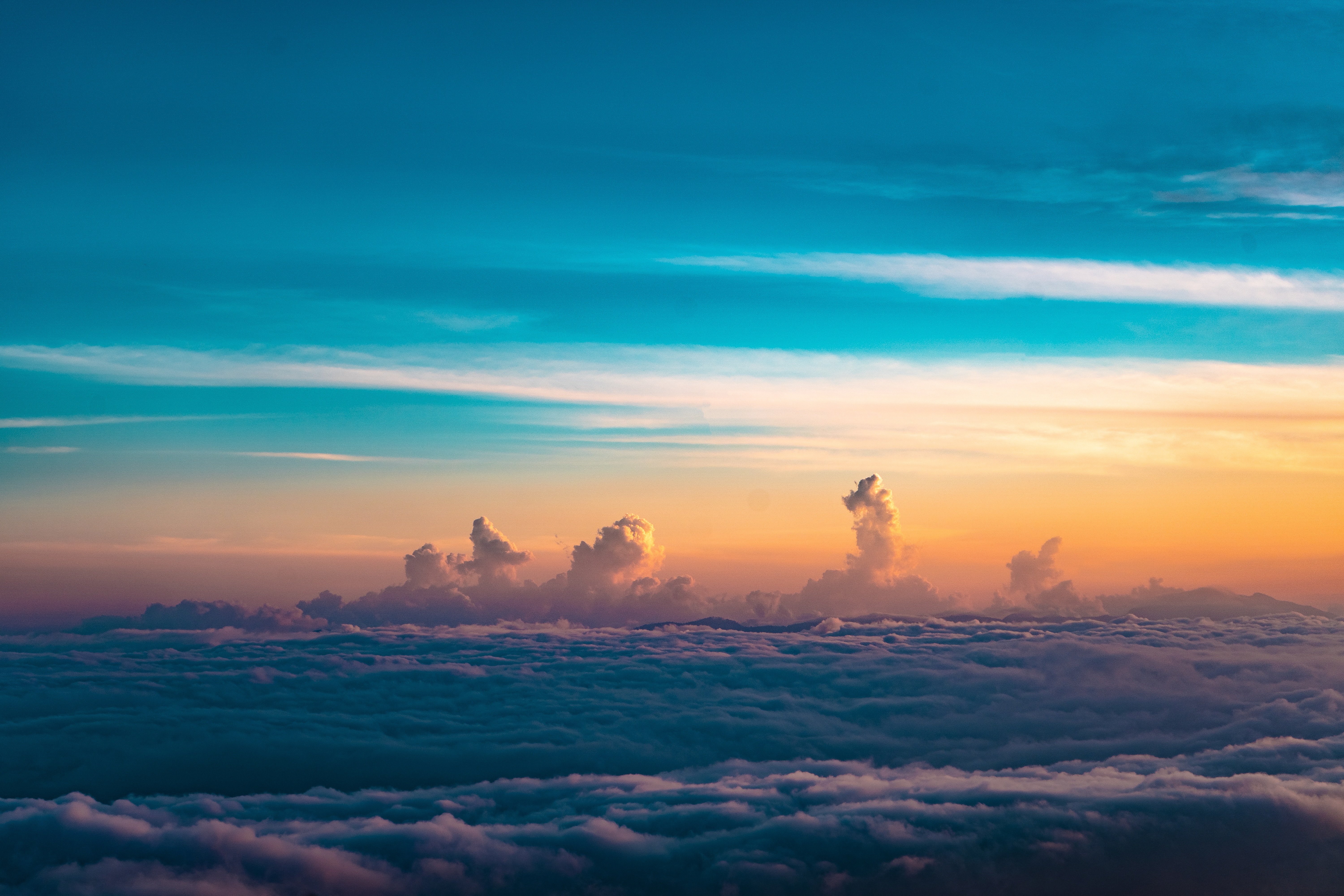 74105 Hintergrundbild herunterladen clouds, natur, sky, horizont, höhe, dick - Bildschirmschoner und Bilder kostenlos